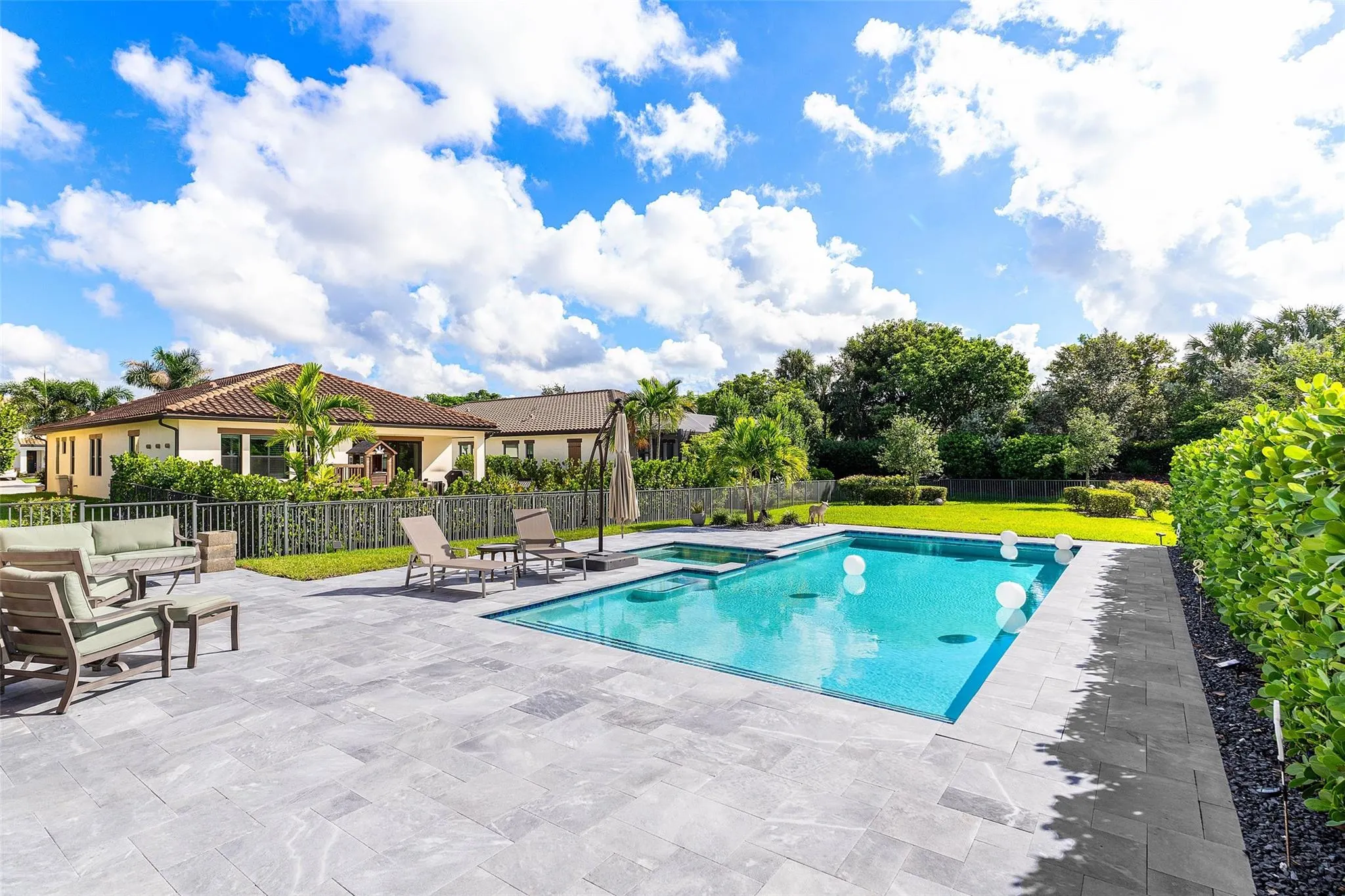 8760 E Baypoint Cir