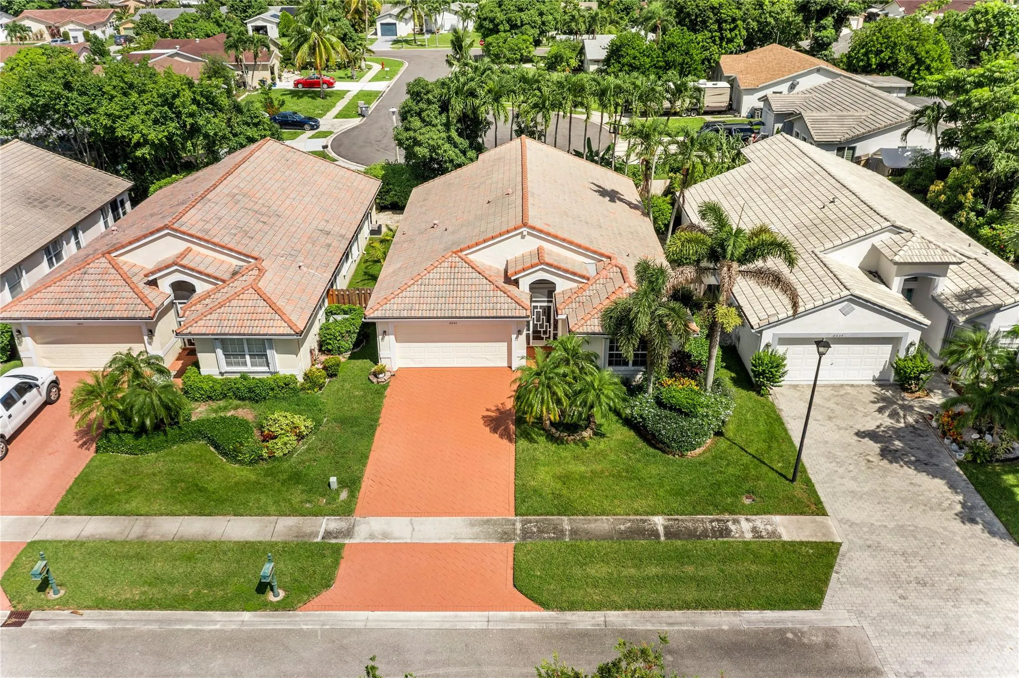 8835 Harrods Dr