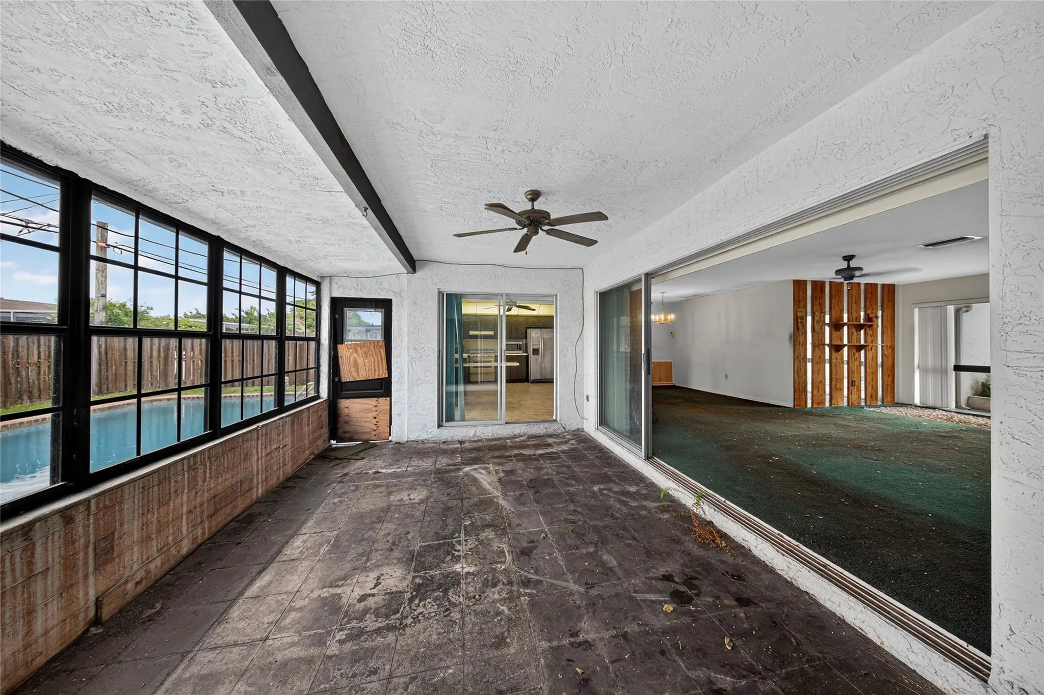 10171 NW 24th St