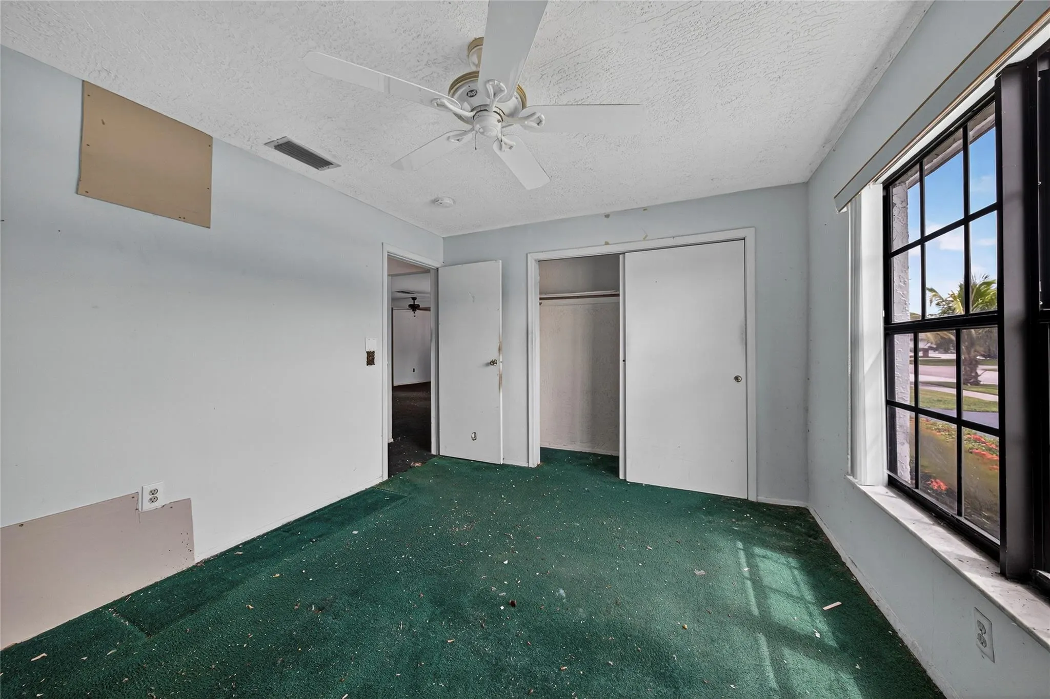 10171 NW 24th St
