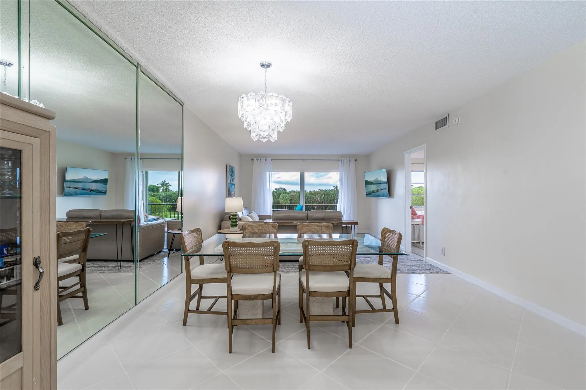 9411 N Hollybrook Lake Dr, #309