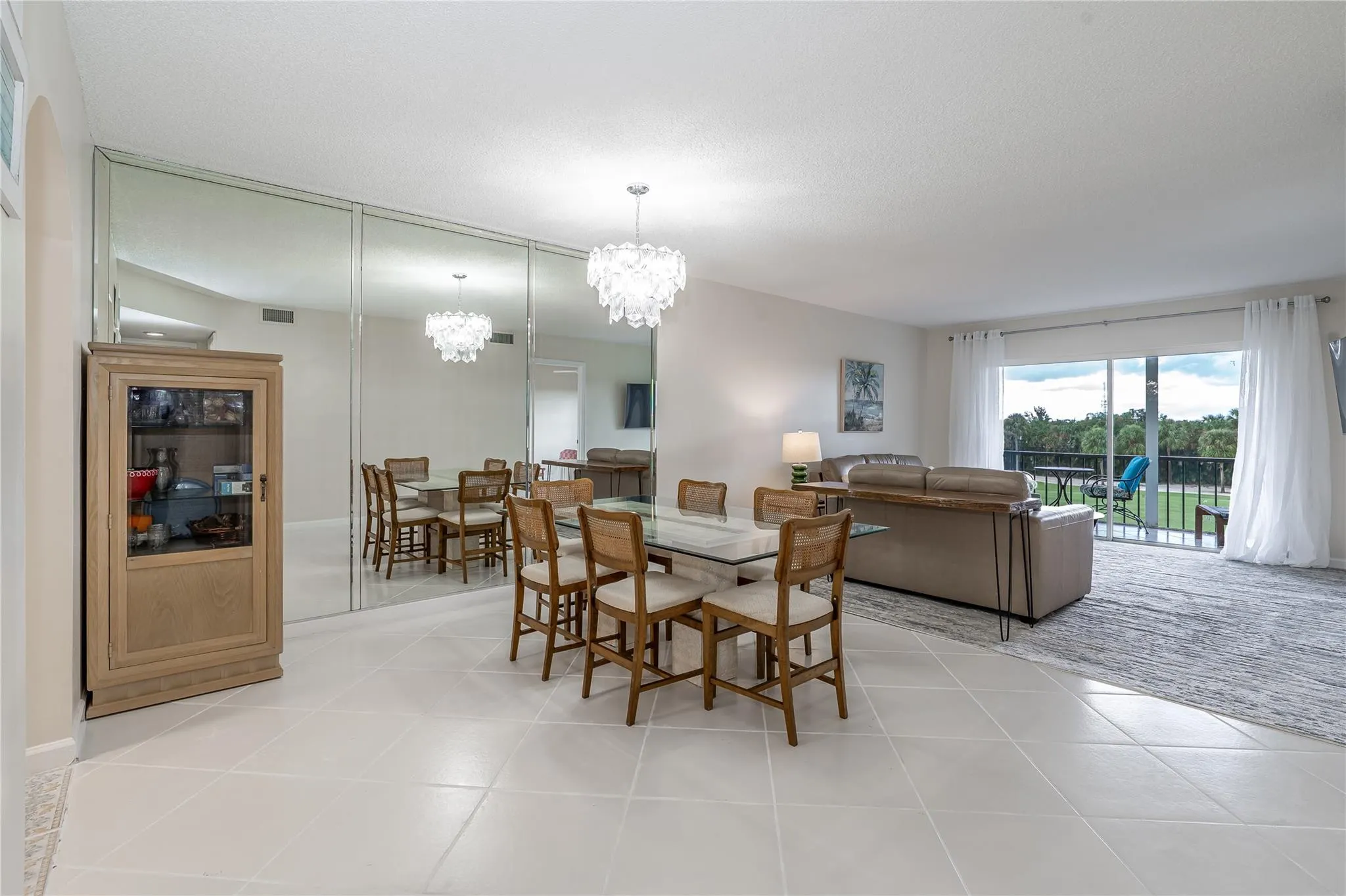 9411 N Hollybrook Lake Dr, #309
