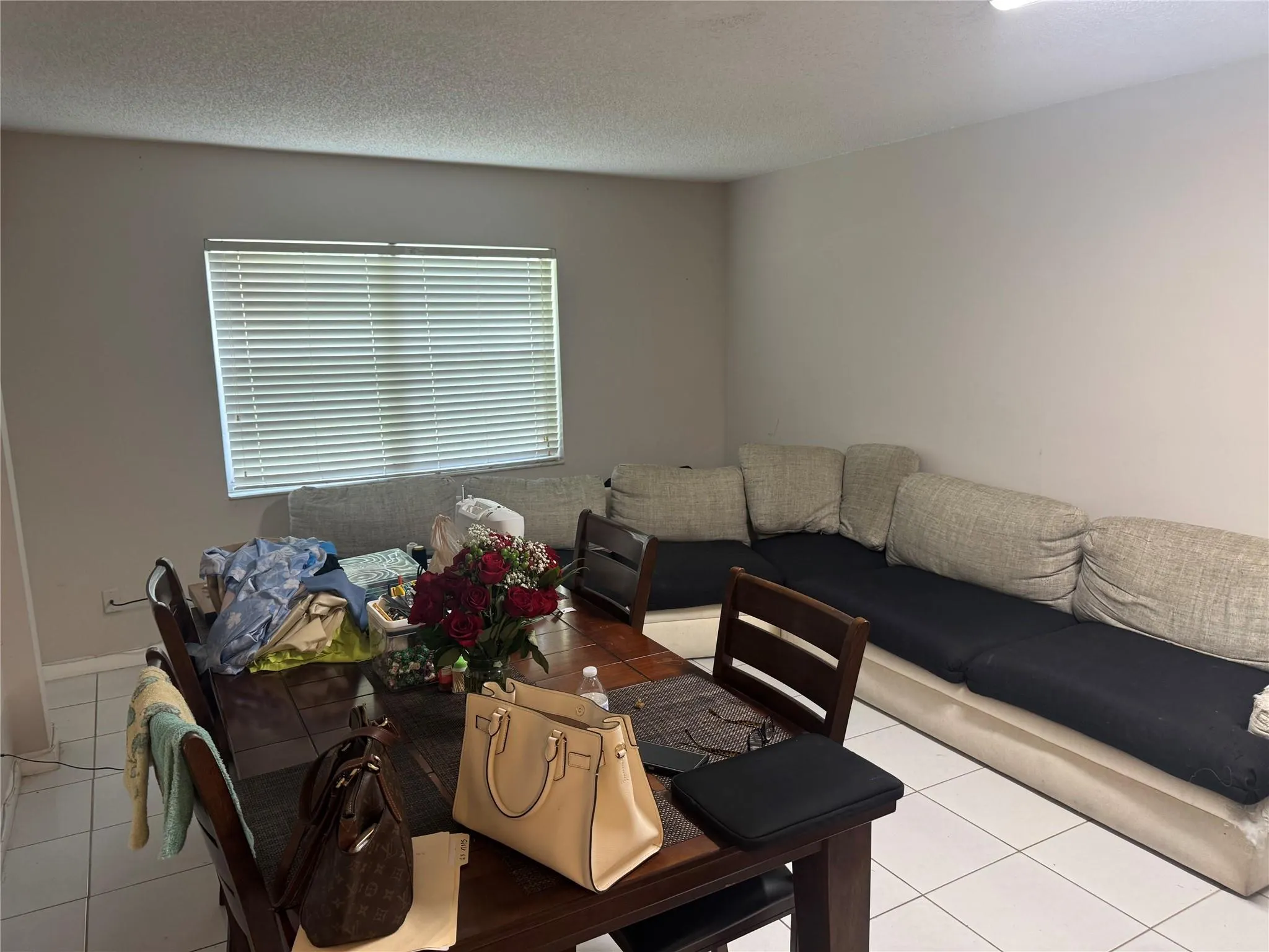 4384 NW 9th Ave Unit#20-1D