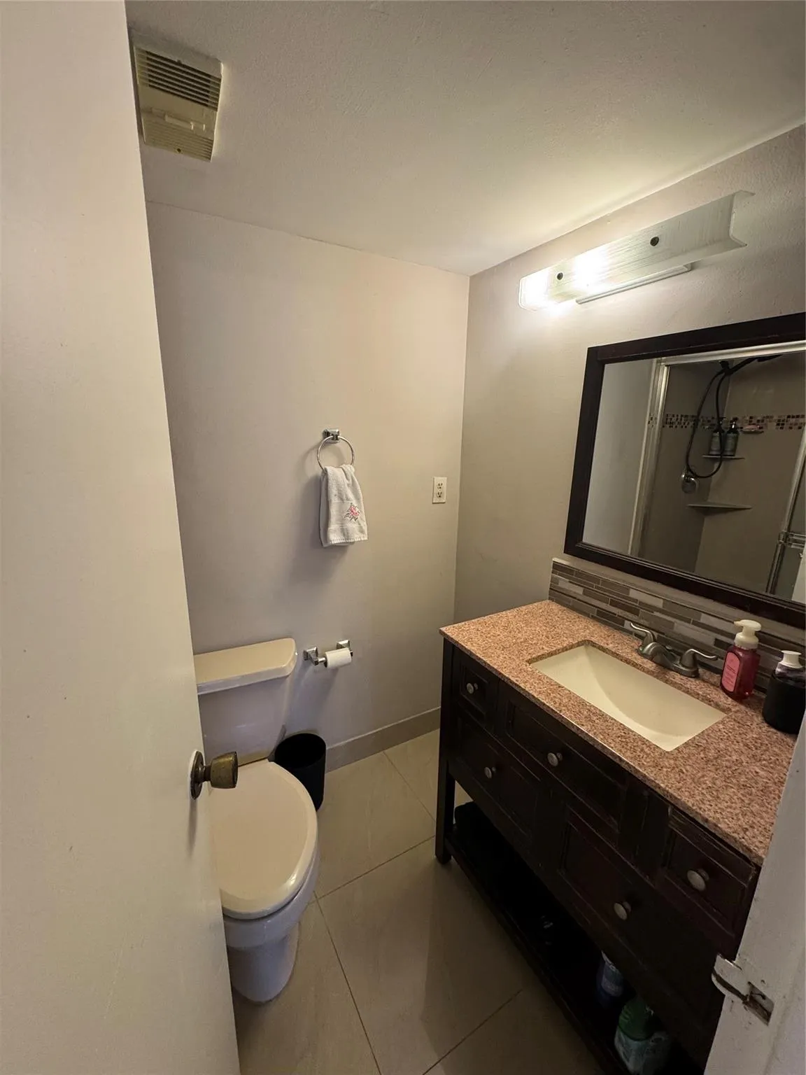 4384 NW 9th Ave Unit#20-1D