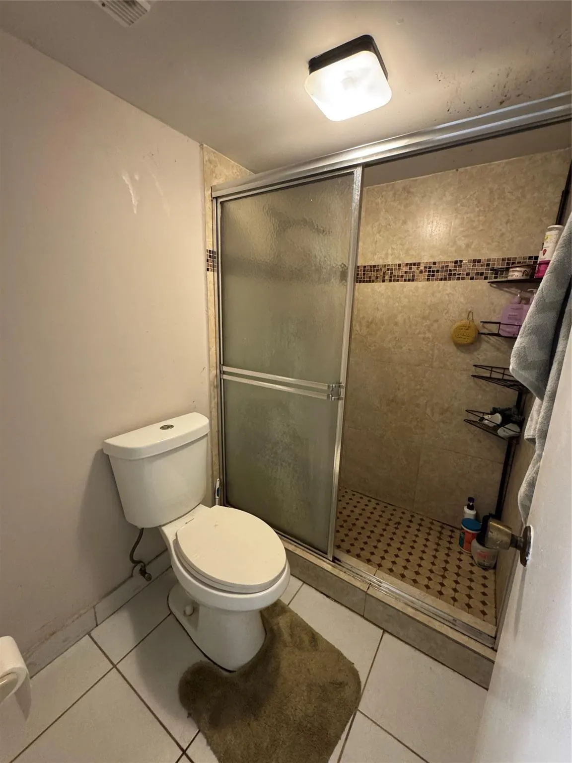 4384 NW 9th Ave Unit#20-1D