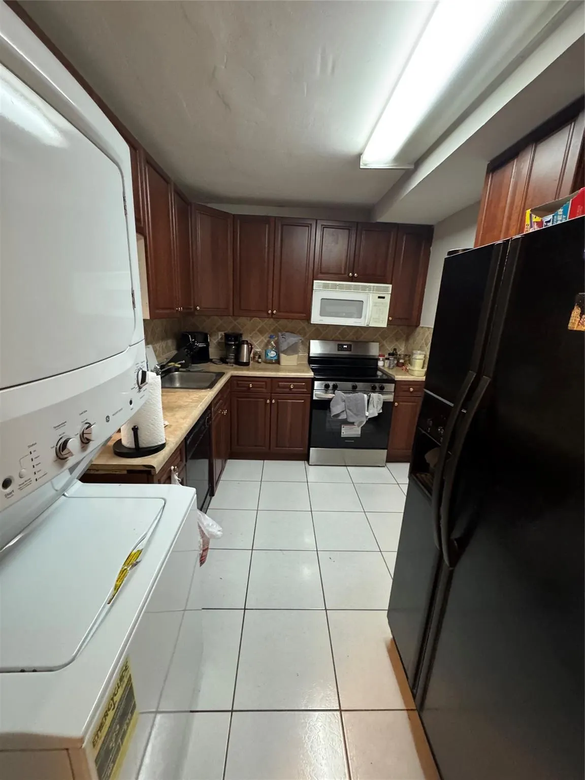 4384 NW 9th Ave Unit#20-1D