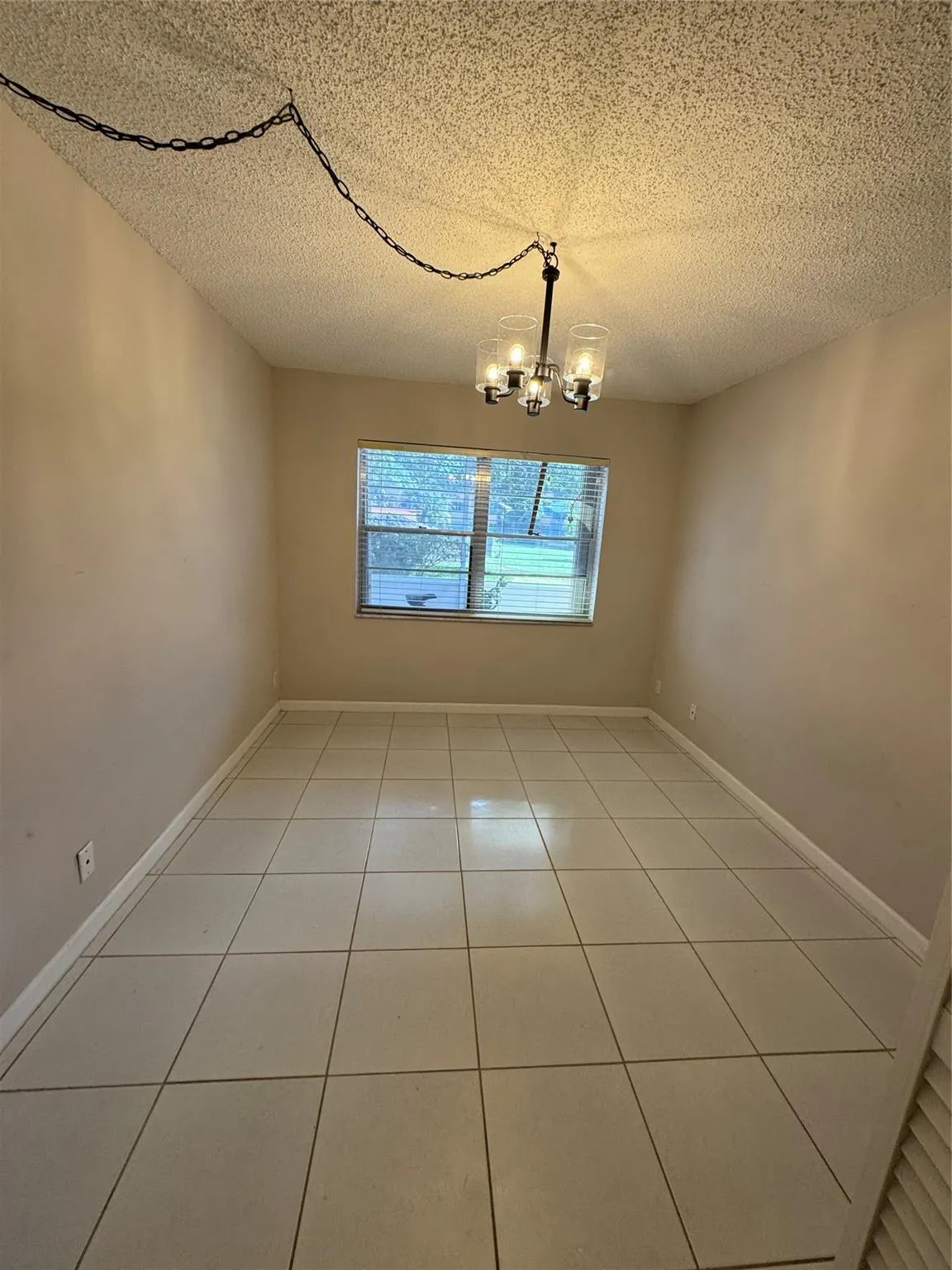 4384 NW 9th Ave Unit#20-1D