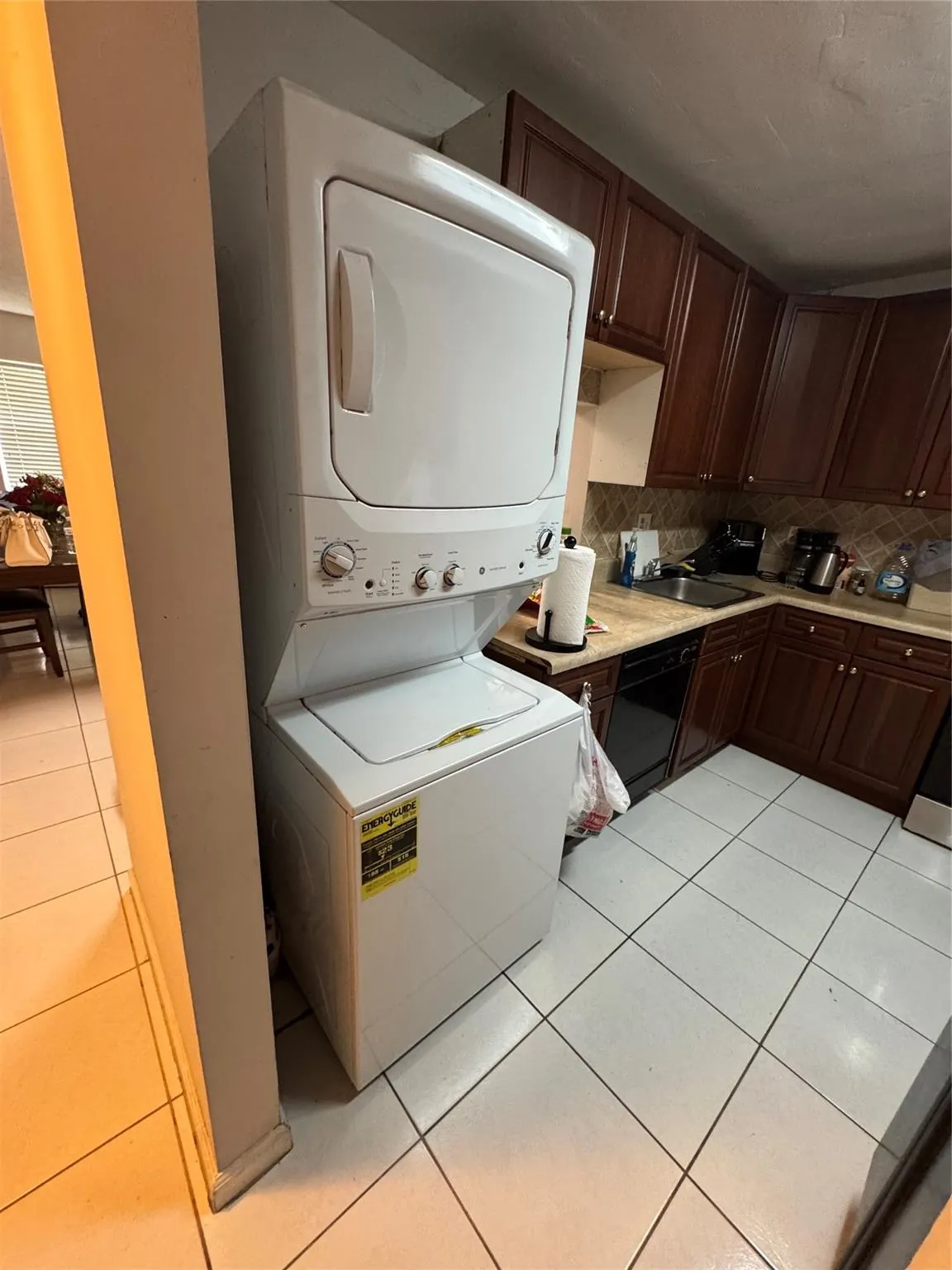 4384 NW 9th Ave Unit#20-1D