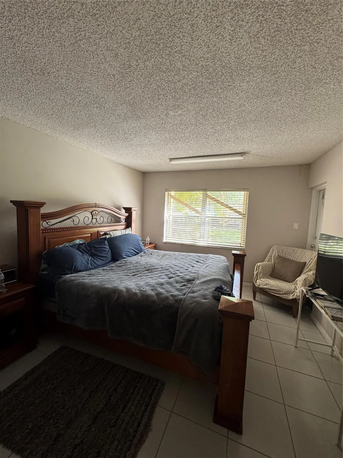 4384 NW 9th Ave Unit#20-1D