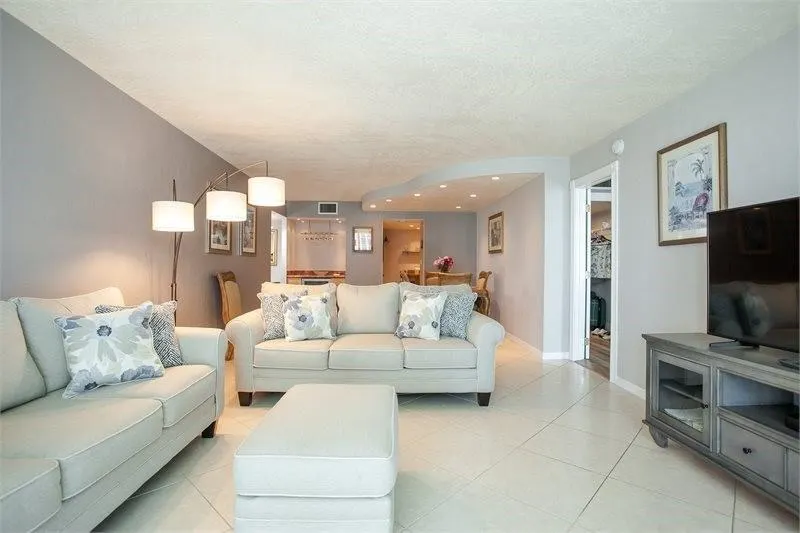 1360 S Ocean Blvd, #1003