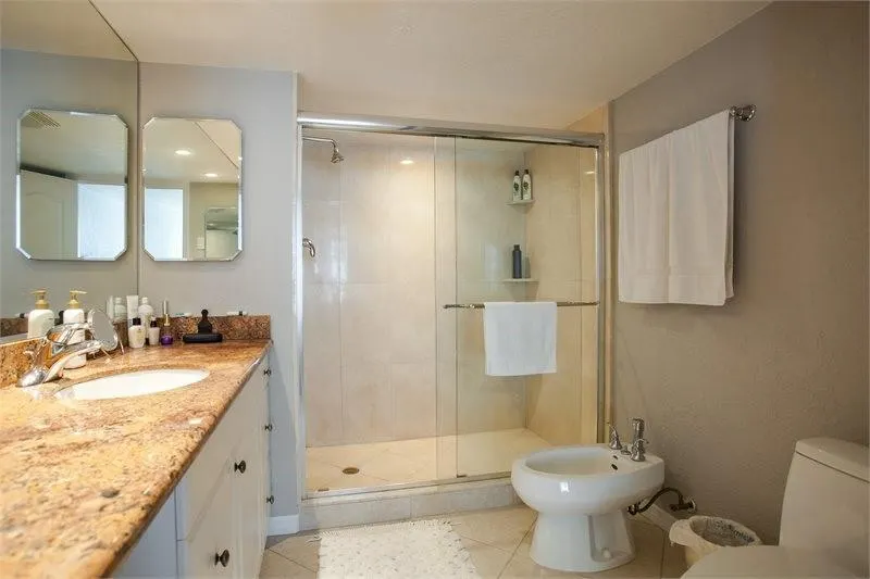 1360 S Ocean Blvd, #1003