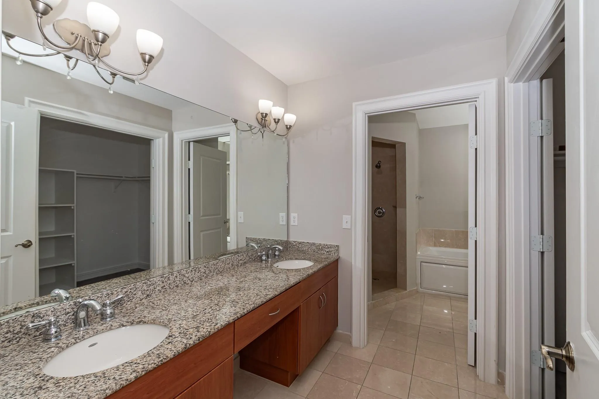 16101 Emerald Estates Dr, #146