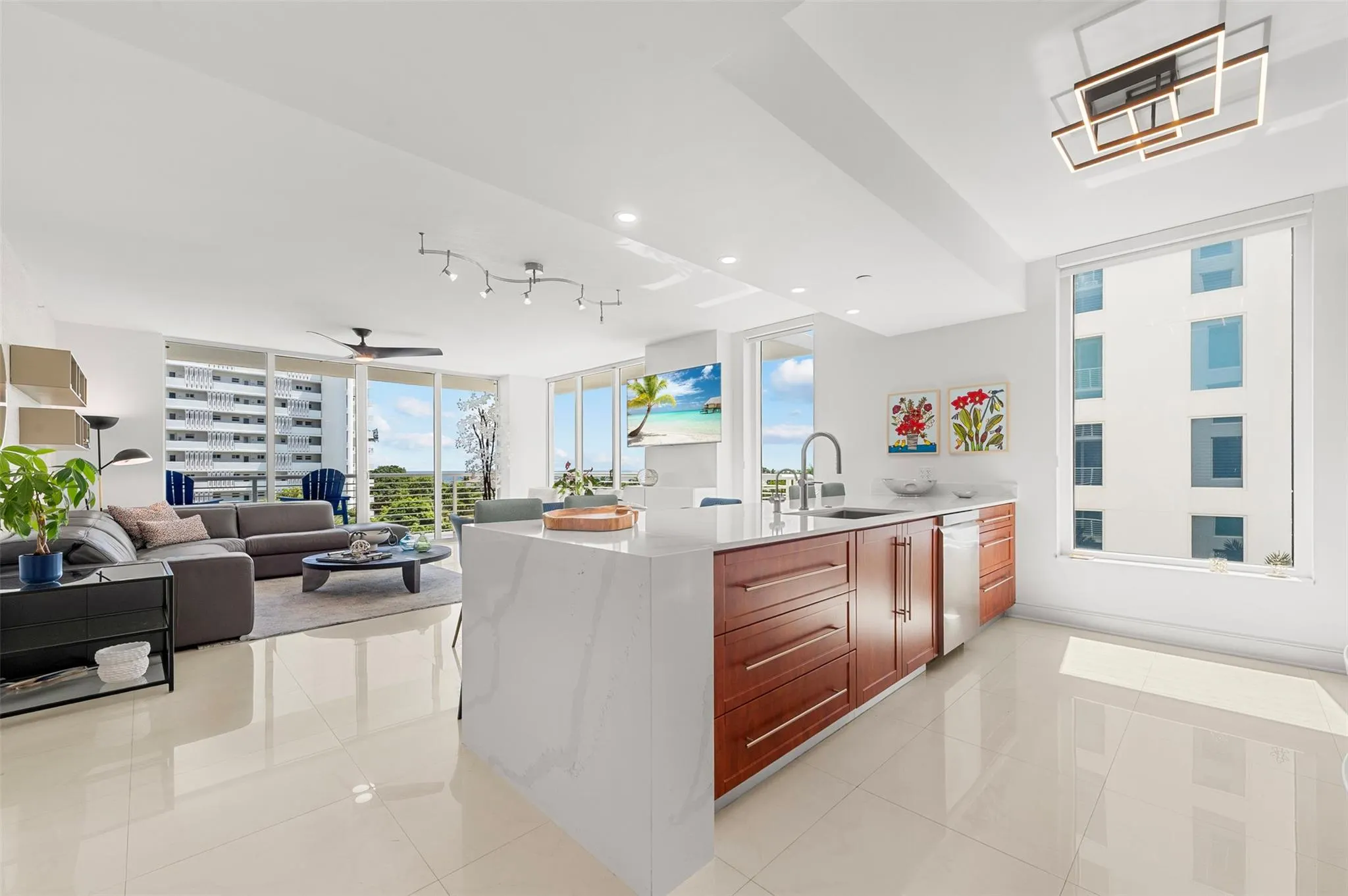 2831 N Ocean Blvd, #505N