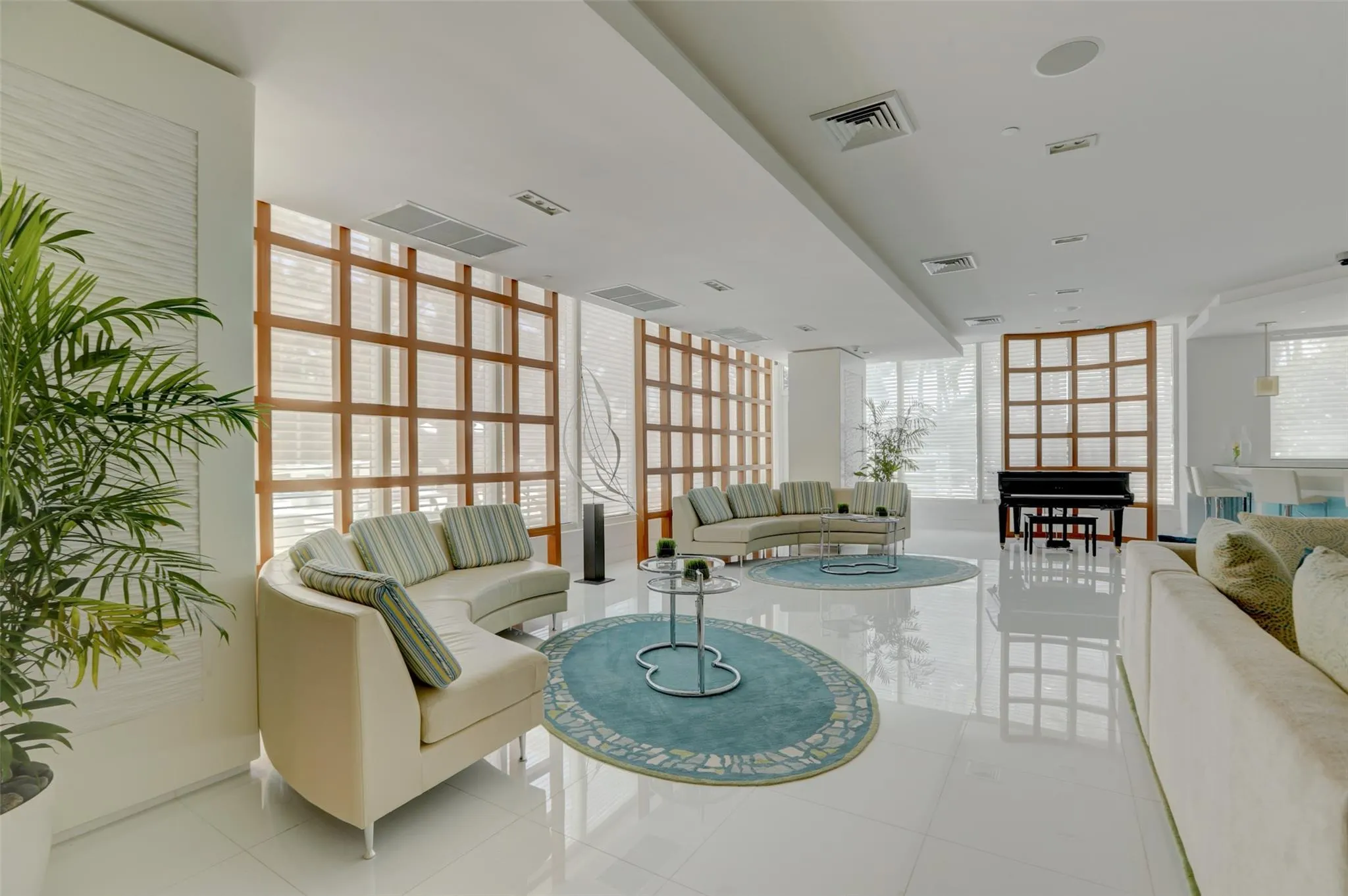 2831 N Ocean Blvd, #505N