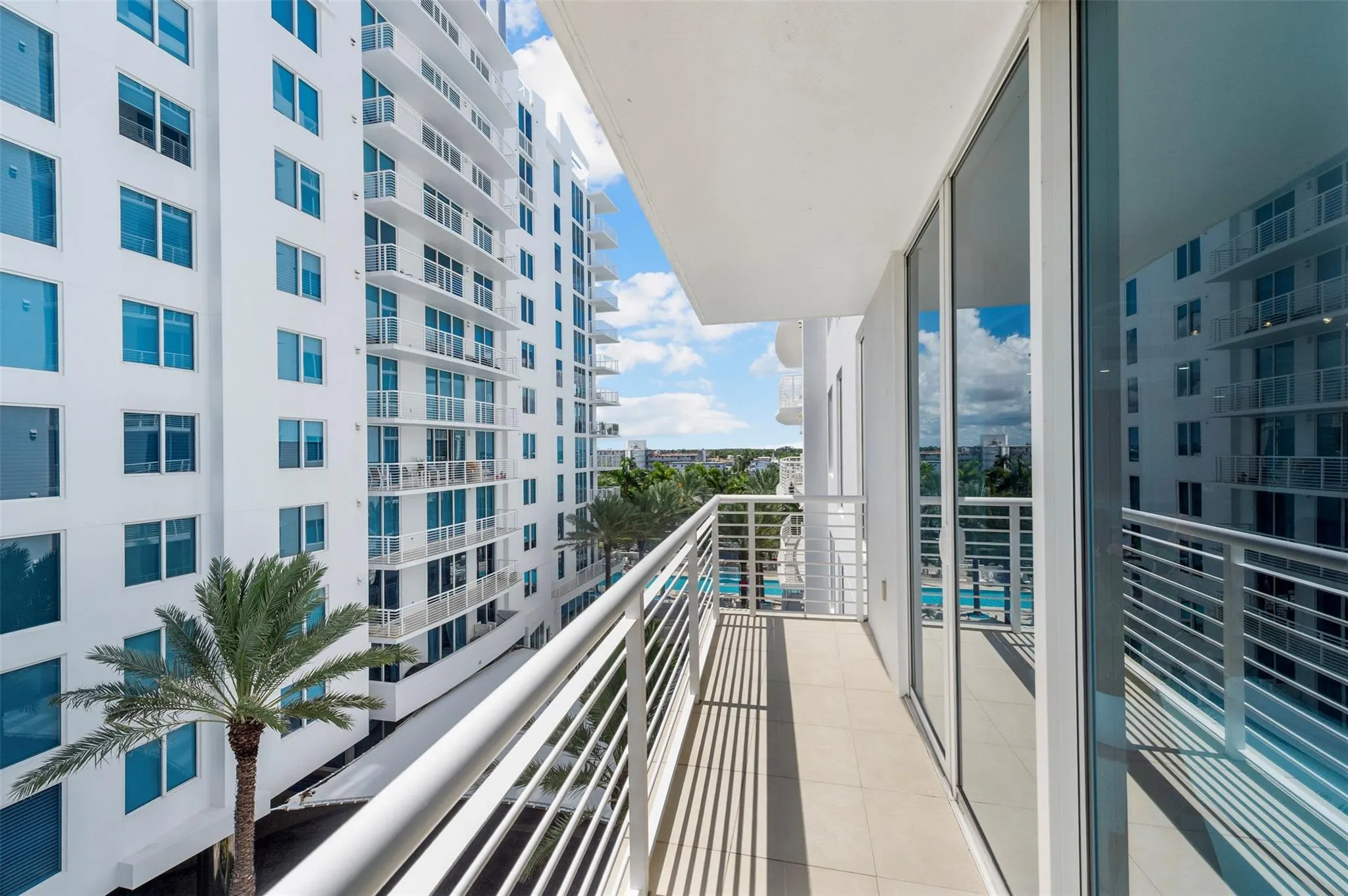 2831 N Ocean Blvd, #505N
