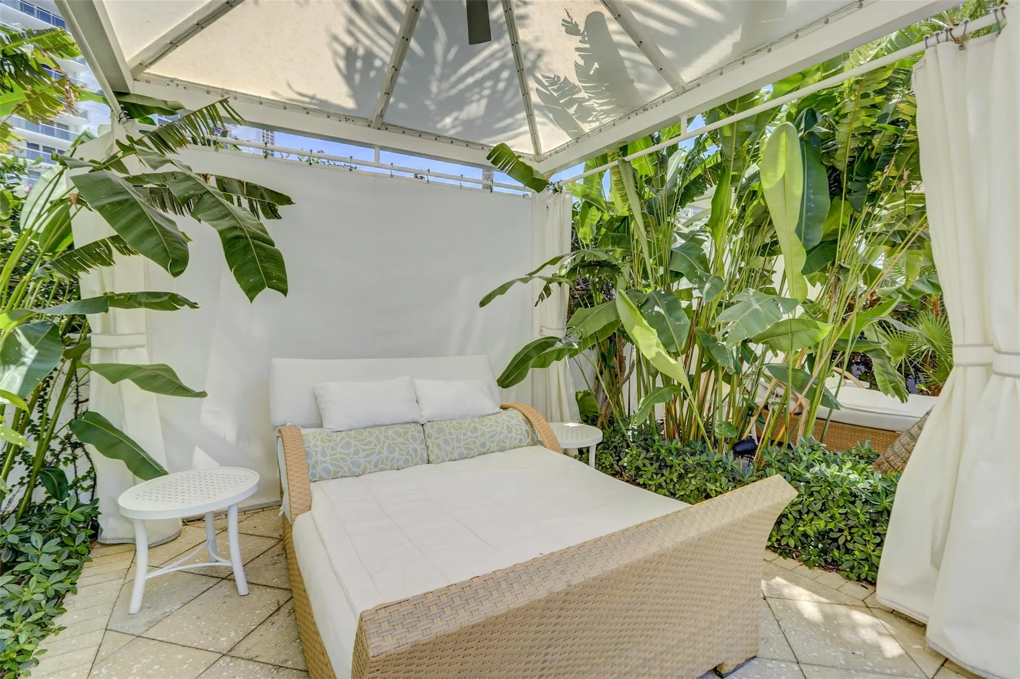 2831 N Ocean Blvd, #505N