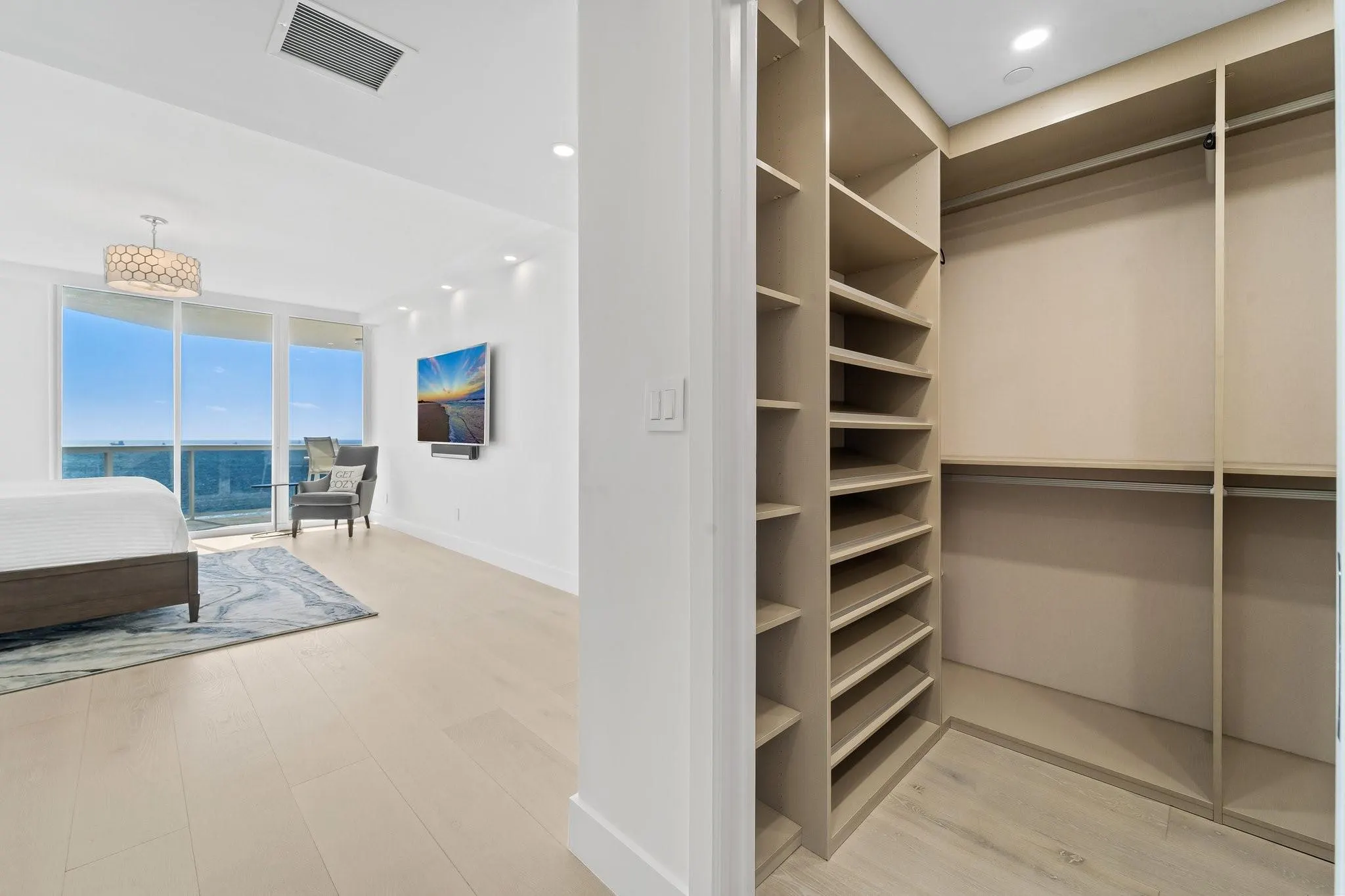 3100 N Ocean Blvd, #2007