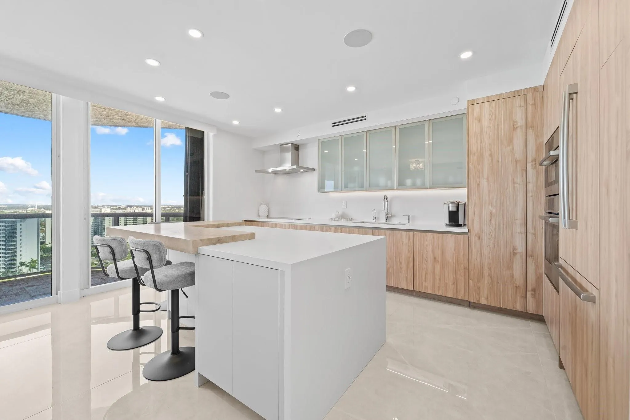 3100 N Ocean Blvd, #2007