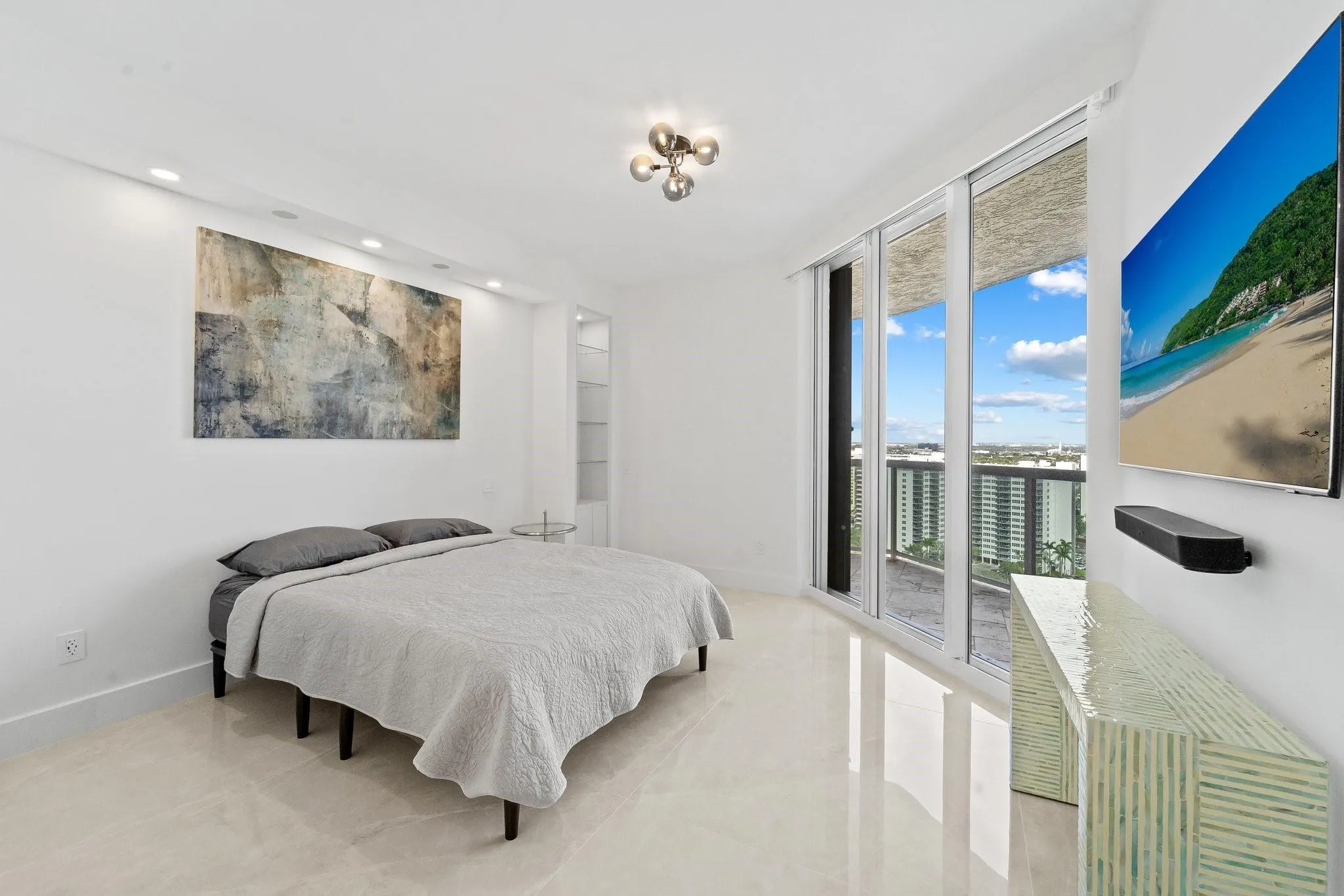 3100 N Ocean Blvd, #2007