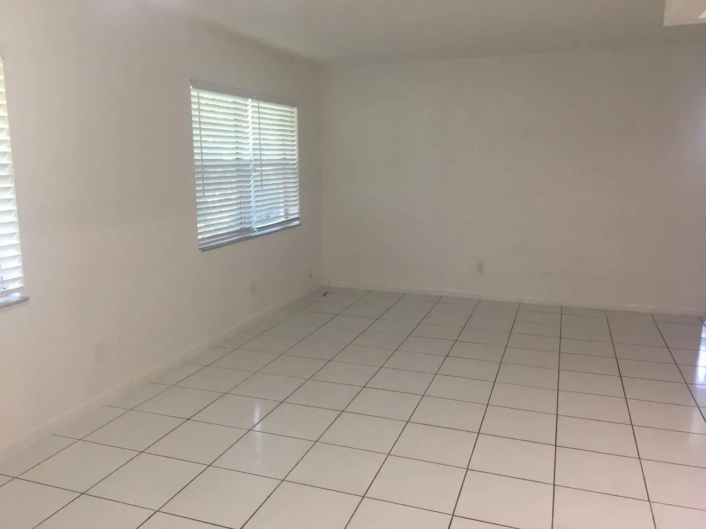 5831 SW 36th Ct, #203