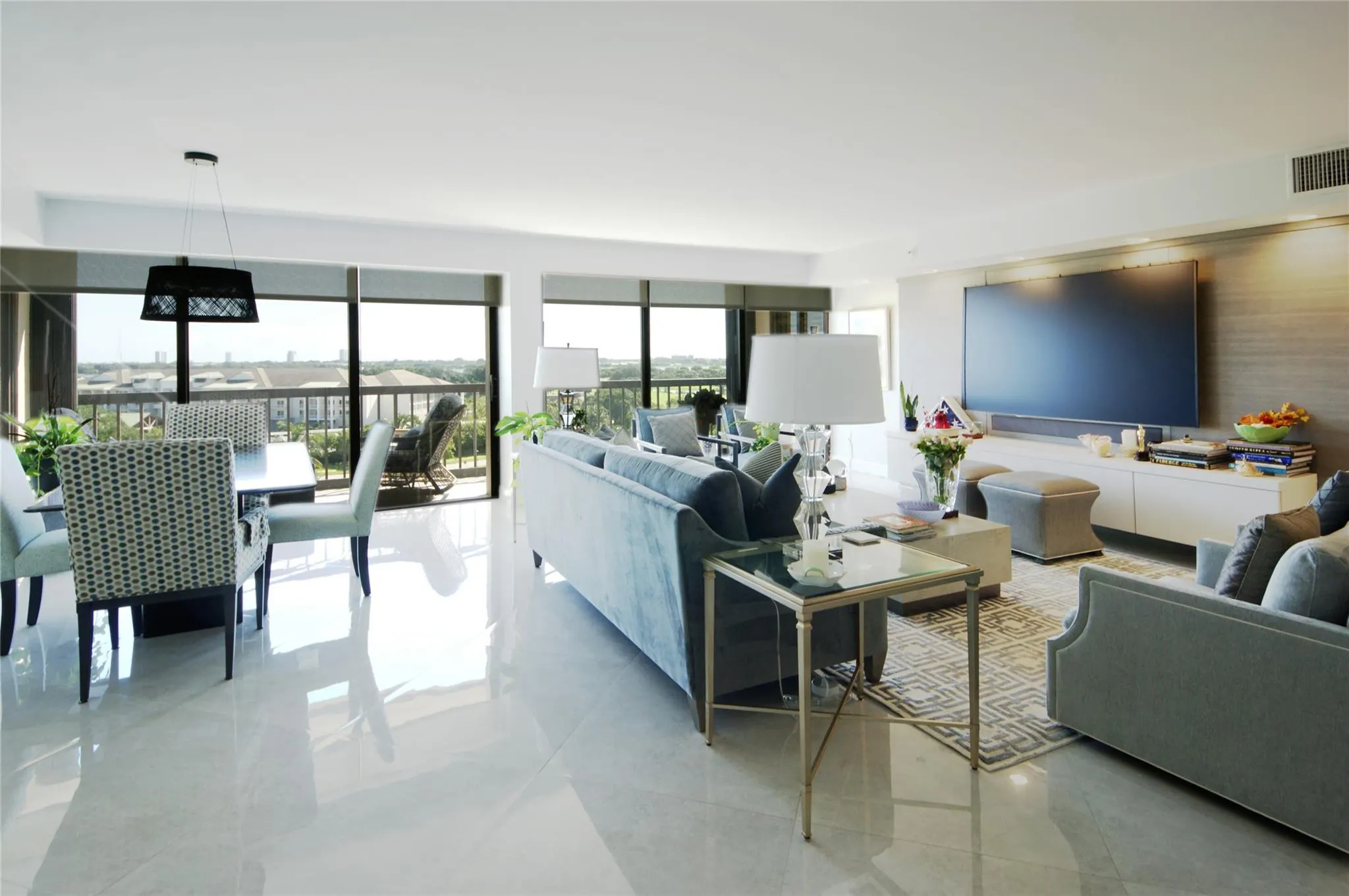 2480 Presidential Way, #1006