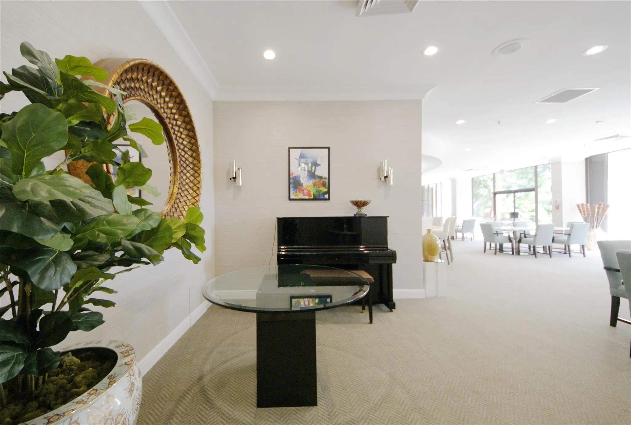 2480 Presidential Way, #1006
