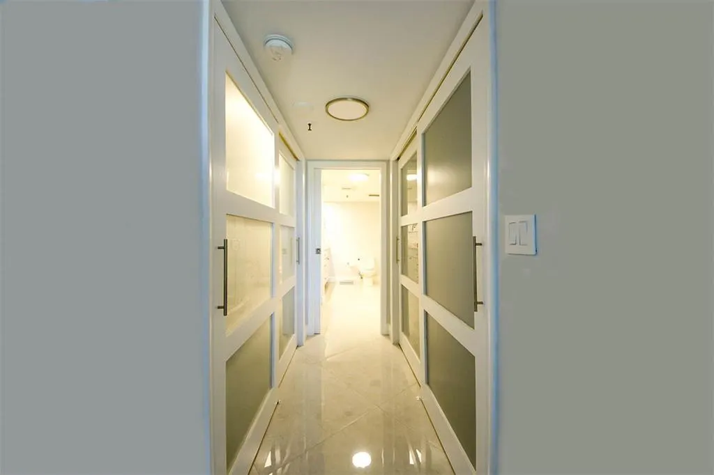 2450 Presidential Way, #1006