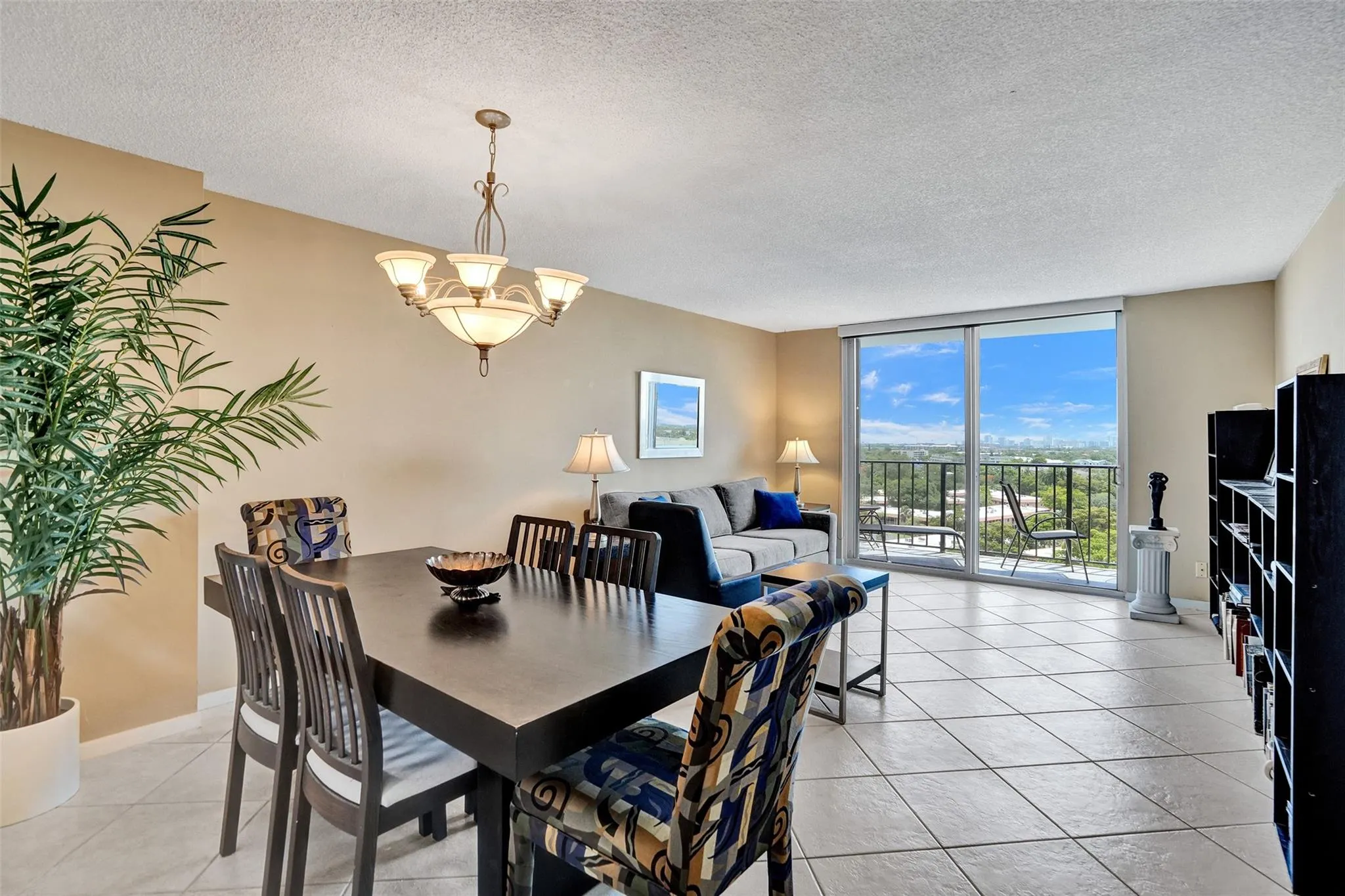 1800 N Andrews Ave, #12B