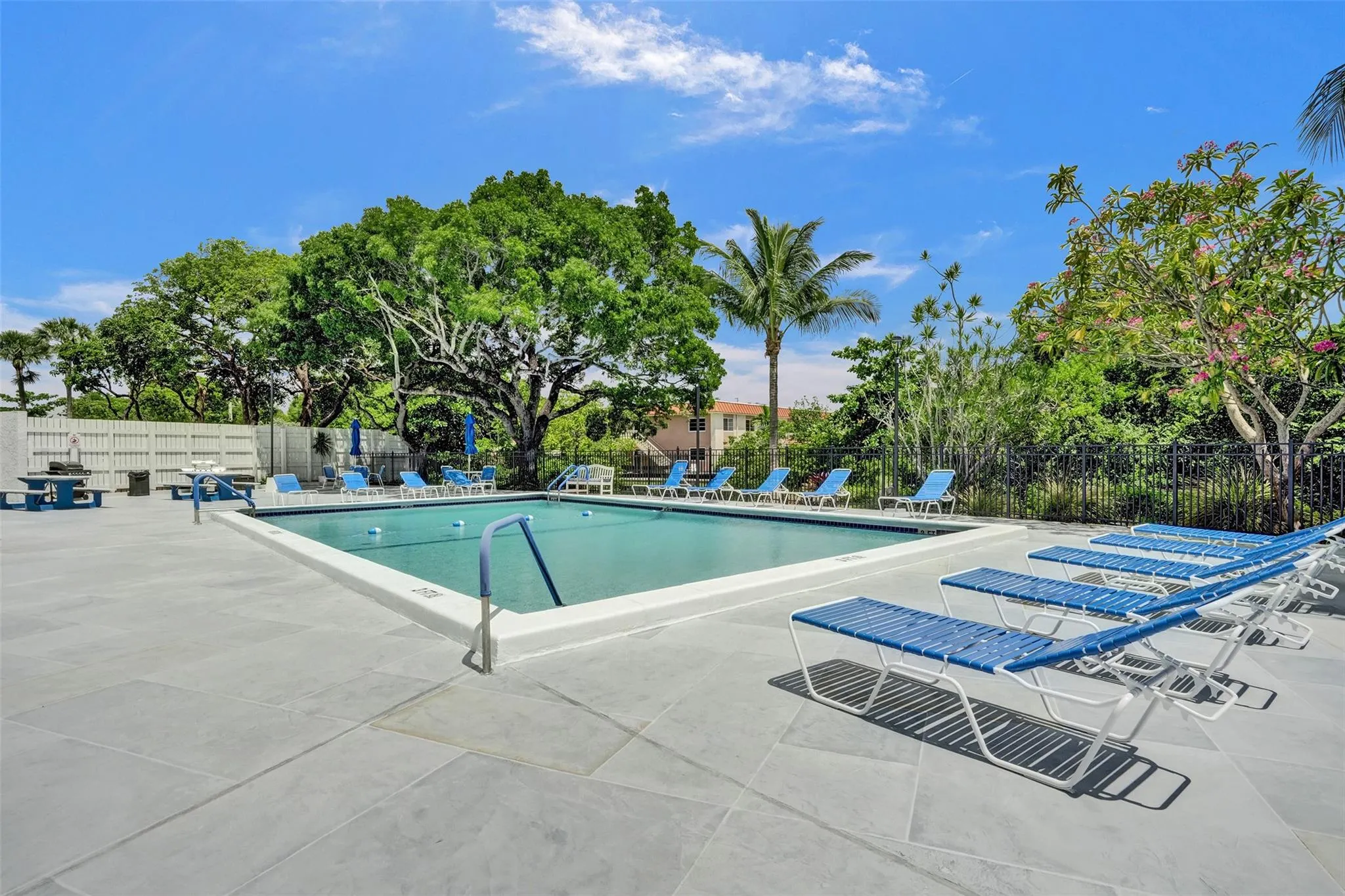 1800 N Andrews Ave, #12B
