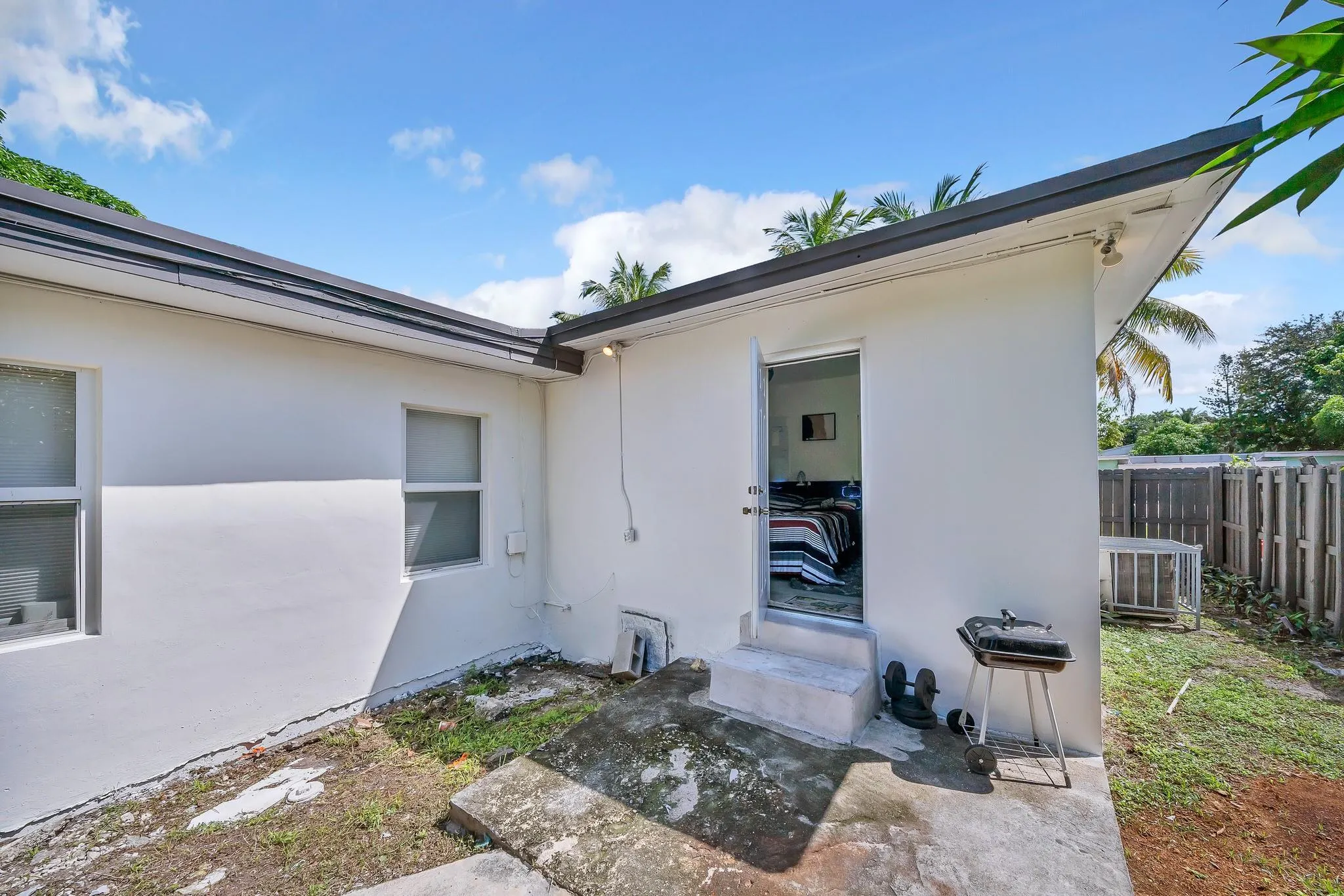 16010 NE 5th Ave