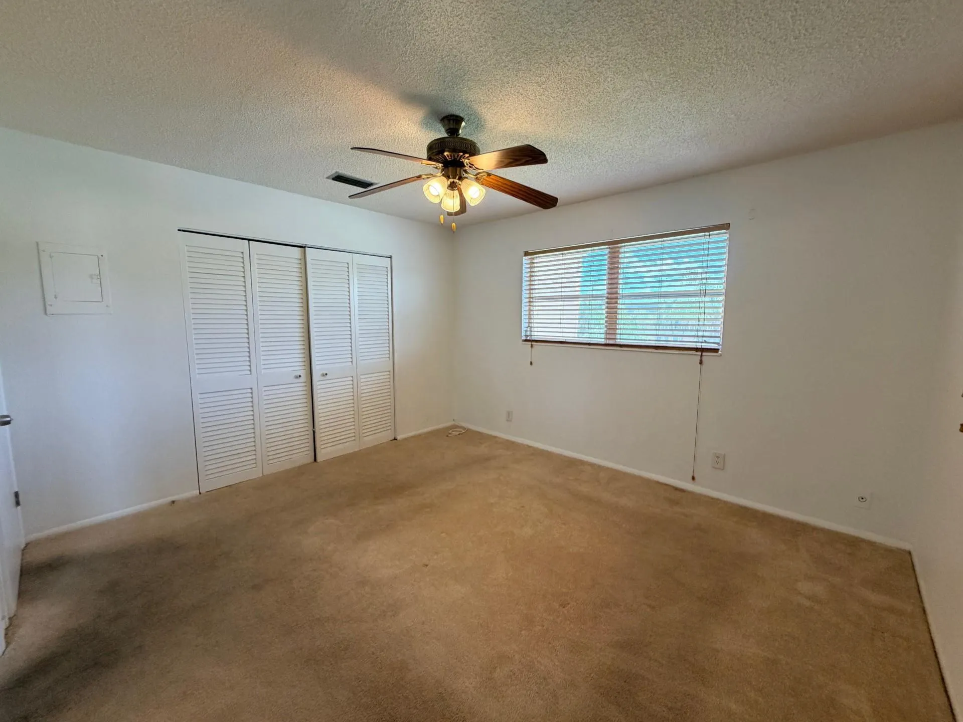 2101 NE 1st Ct, #206