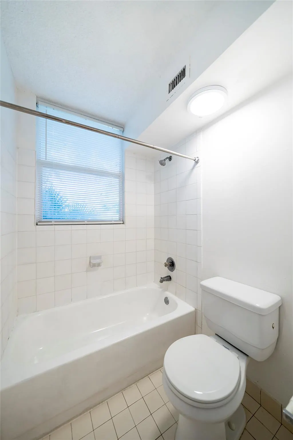 721 Lyons Rd, #15-208
