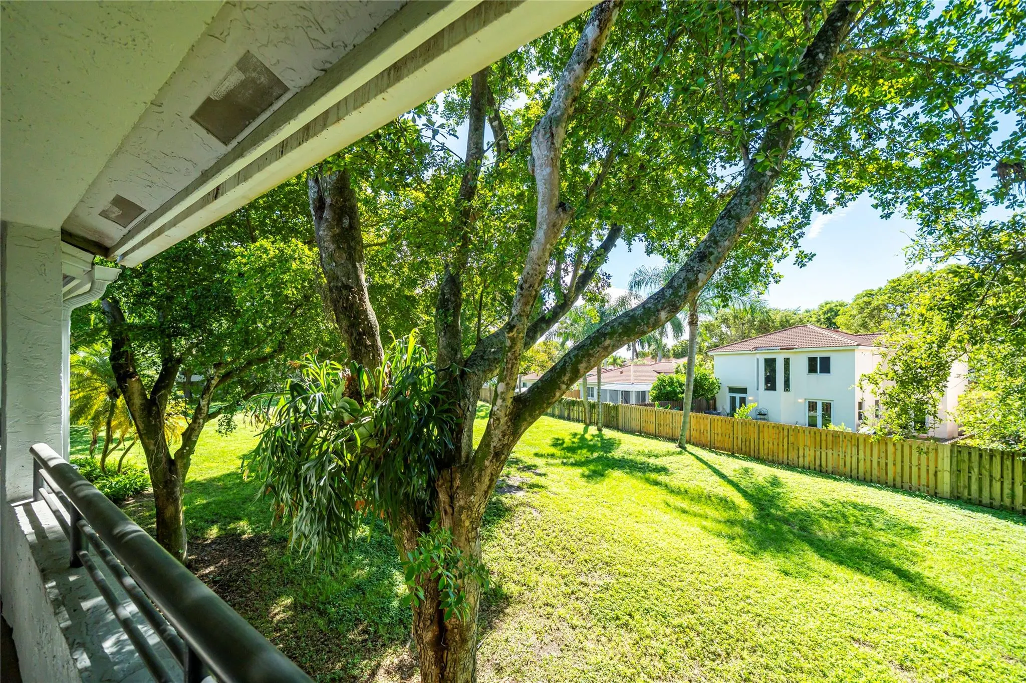 721 Lyons Rd, #15-208