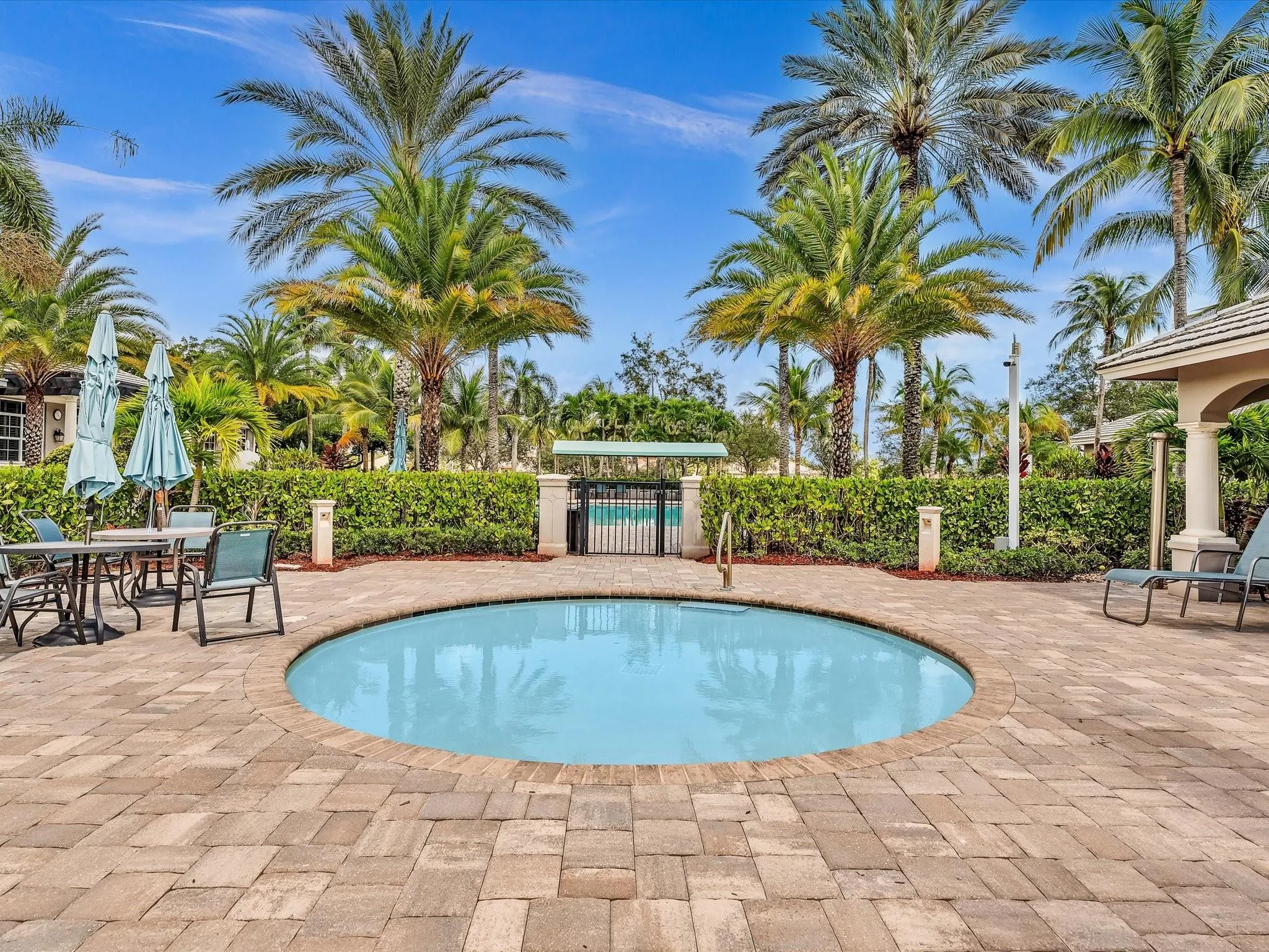 10986 NW 62nd Court