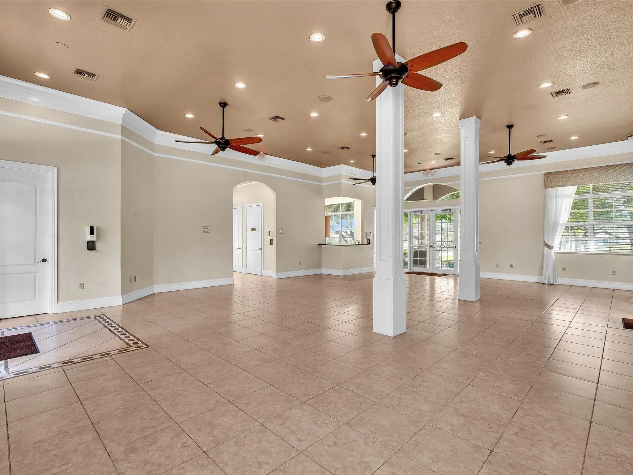 10986 NW 62nd Court