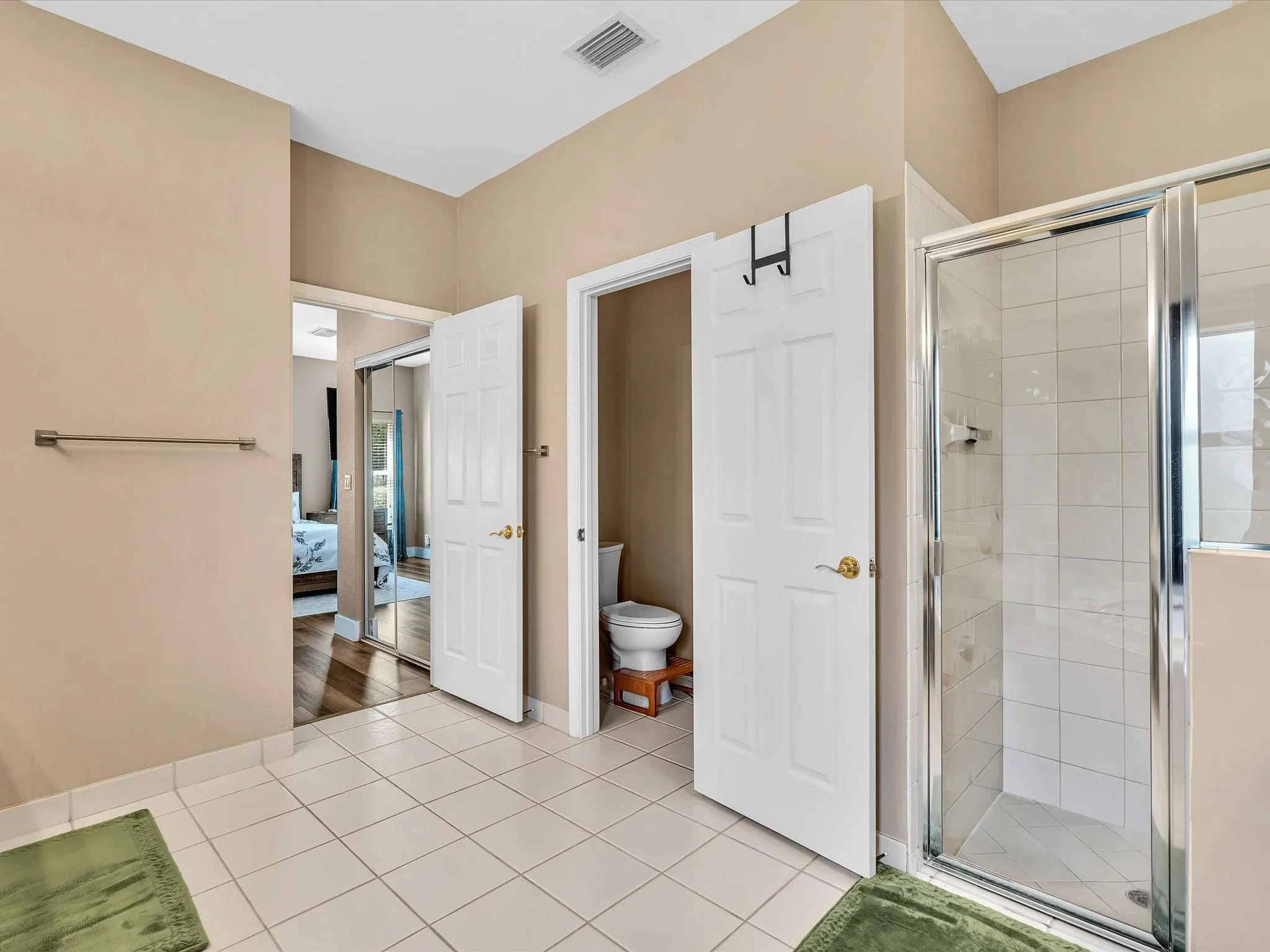 10986 NW 62nd Court