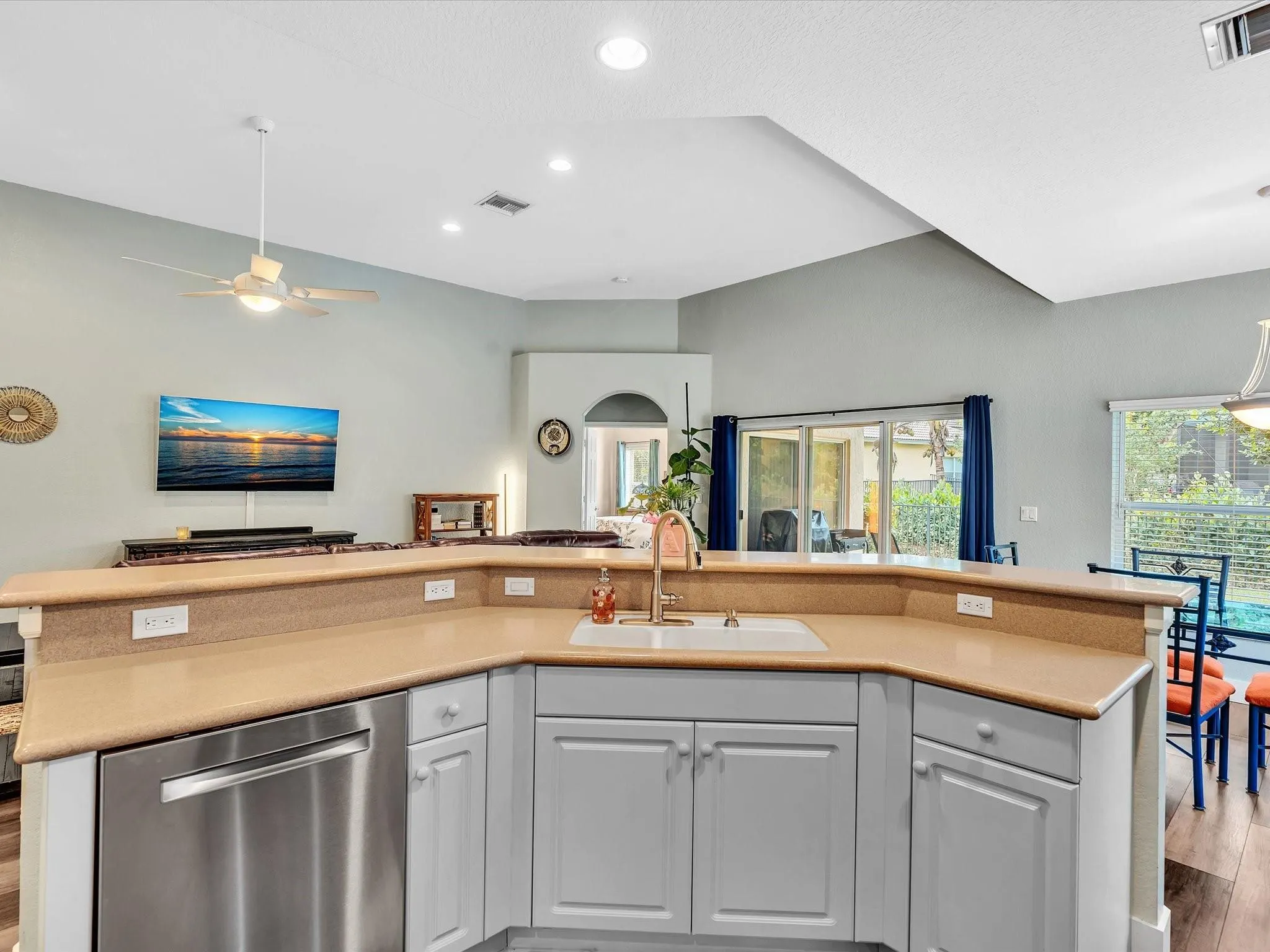 10986 NW 62nd Court