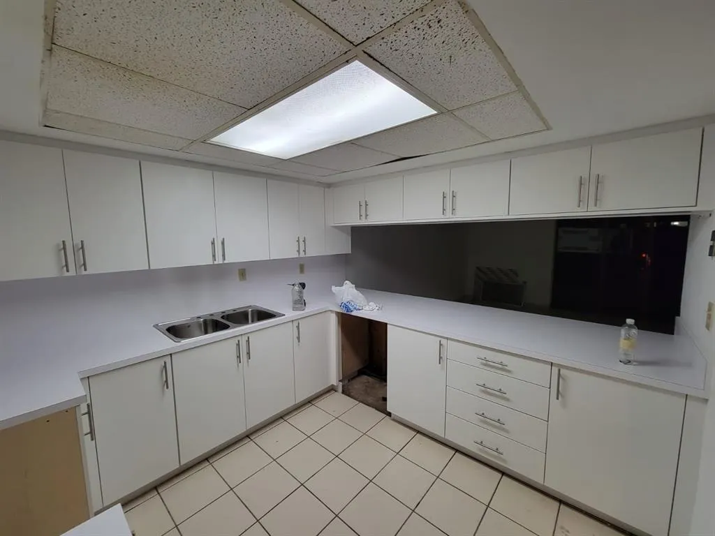 1850 W 72nd Pl, #1850
