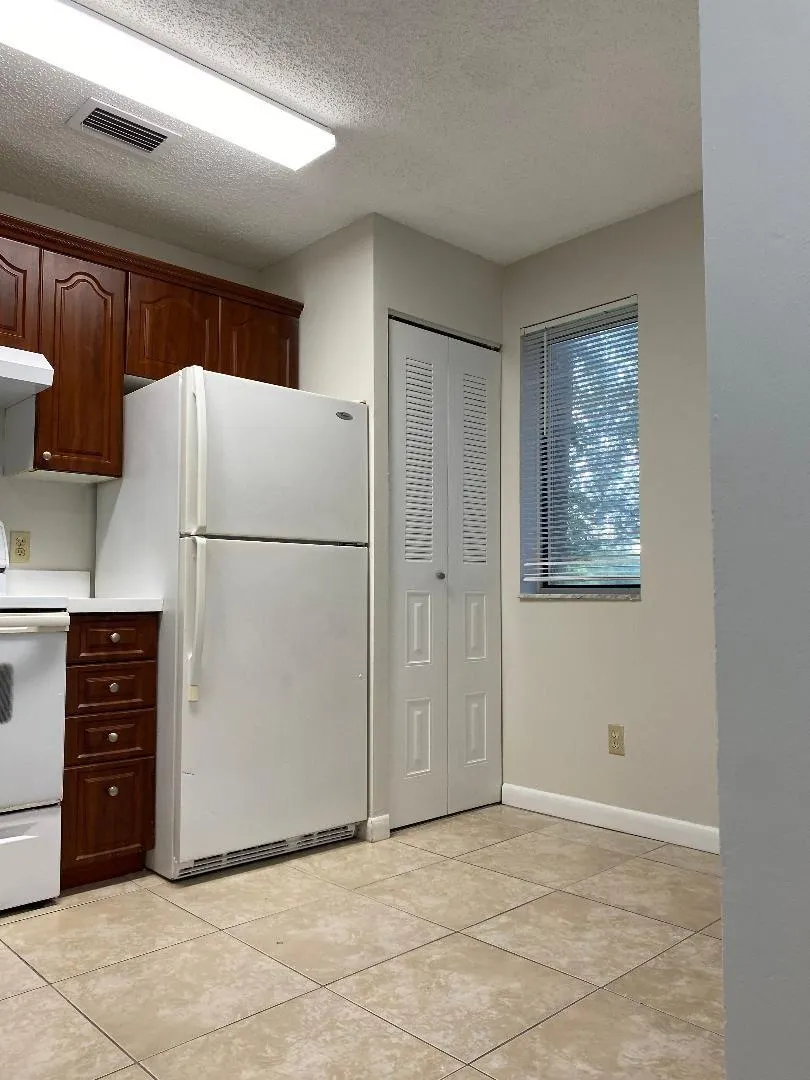 1027 Coral Club Dr, #1027