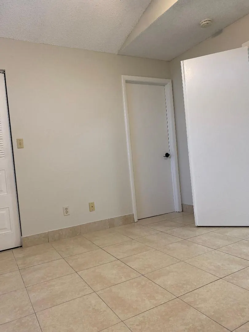 1027 Coral Club Dr, #1027