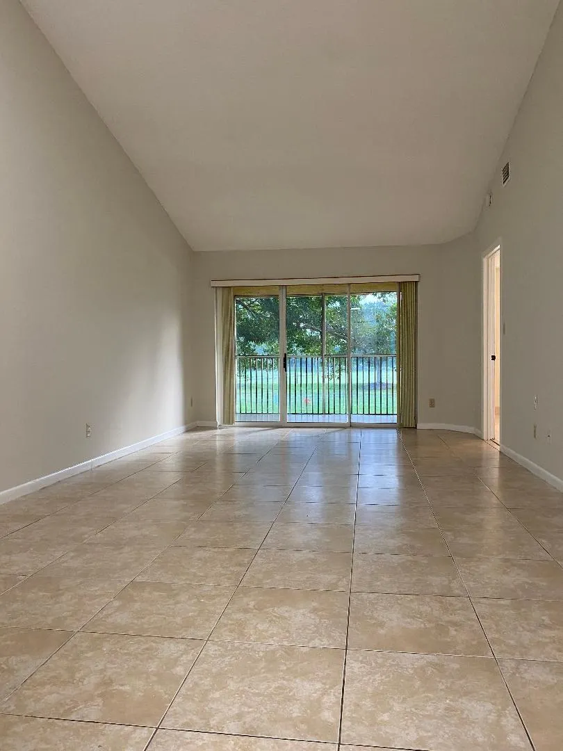 1027 Coral Club Dr, #1027