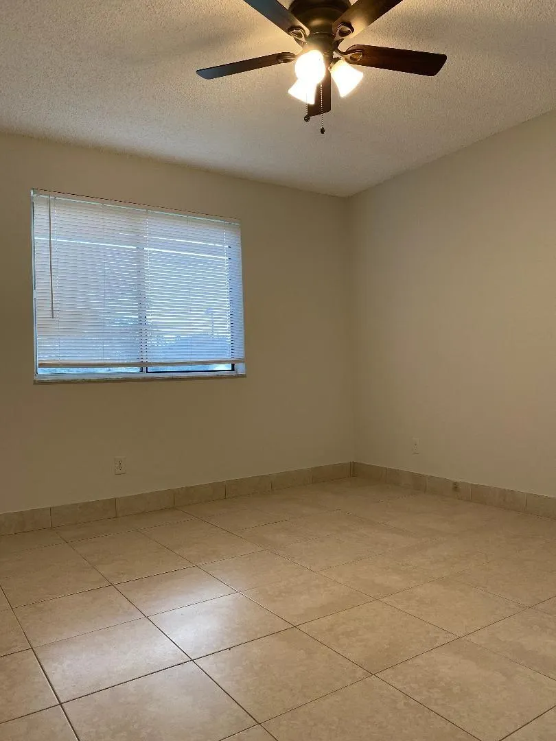 1027 Coral Club Dr, #1027