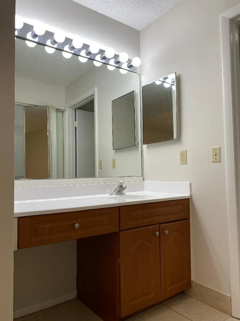 1027 Coral Club Dr, #1027