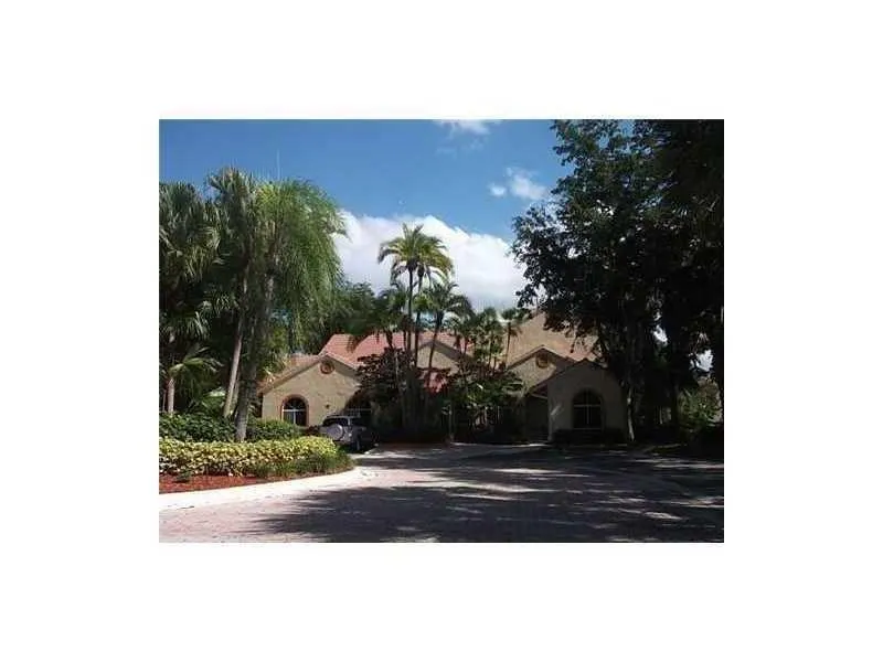 1027 Coral Club Dr, #1027