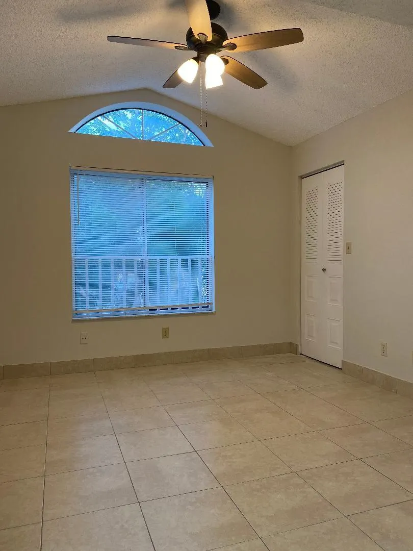 1027 Coral Club Dr, #1027