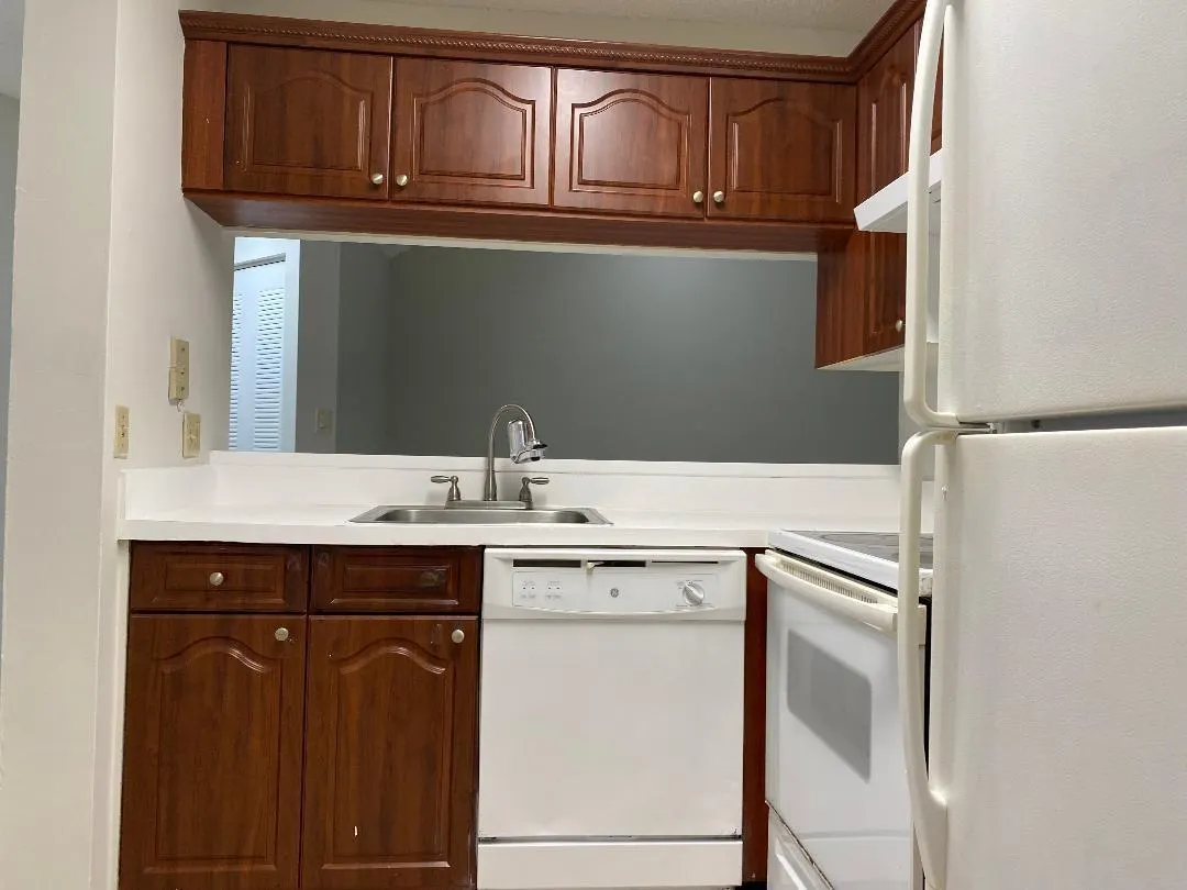 1027 Coral Club Dr, #1027