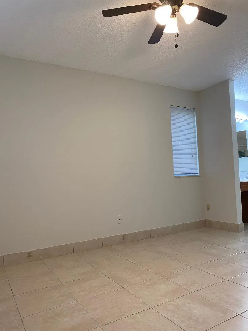 1027 Coral Club Dr, #1027