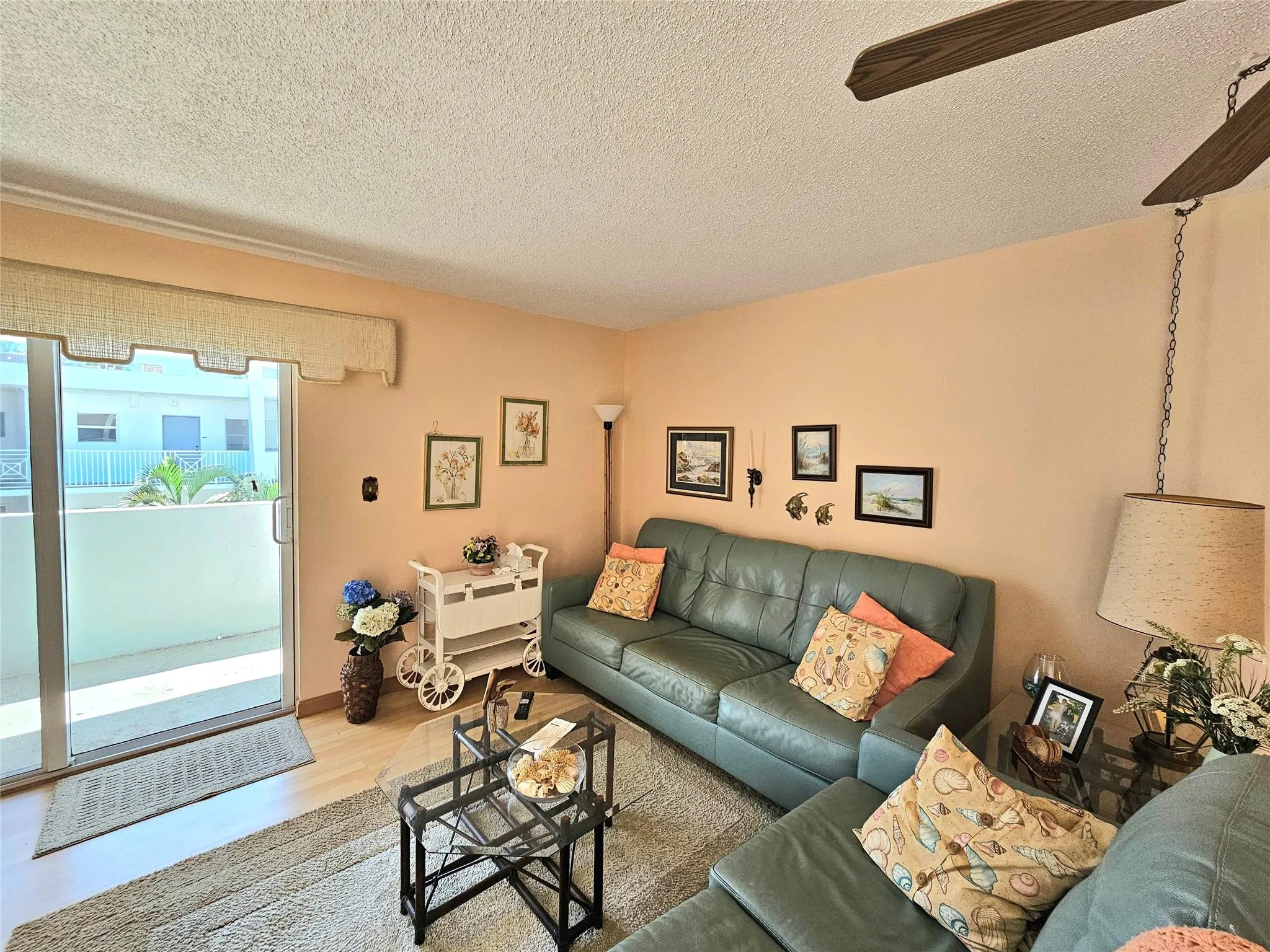 2850 NE 14th St, #410B