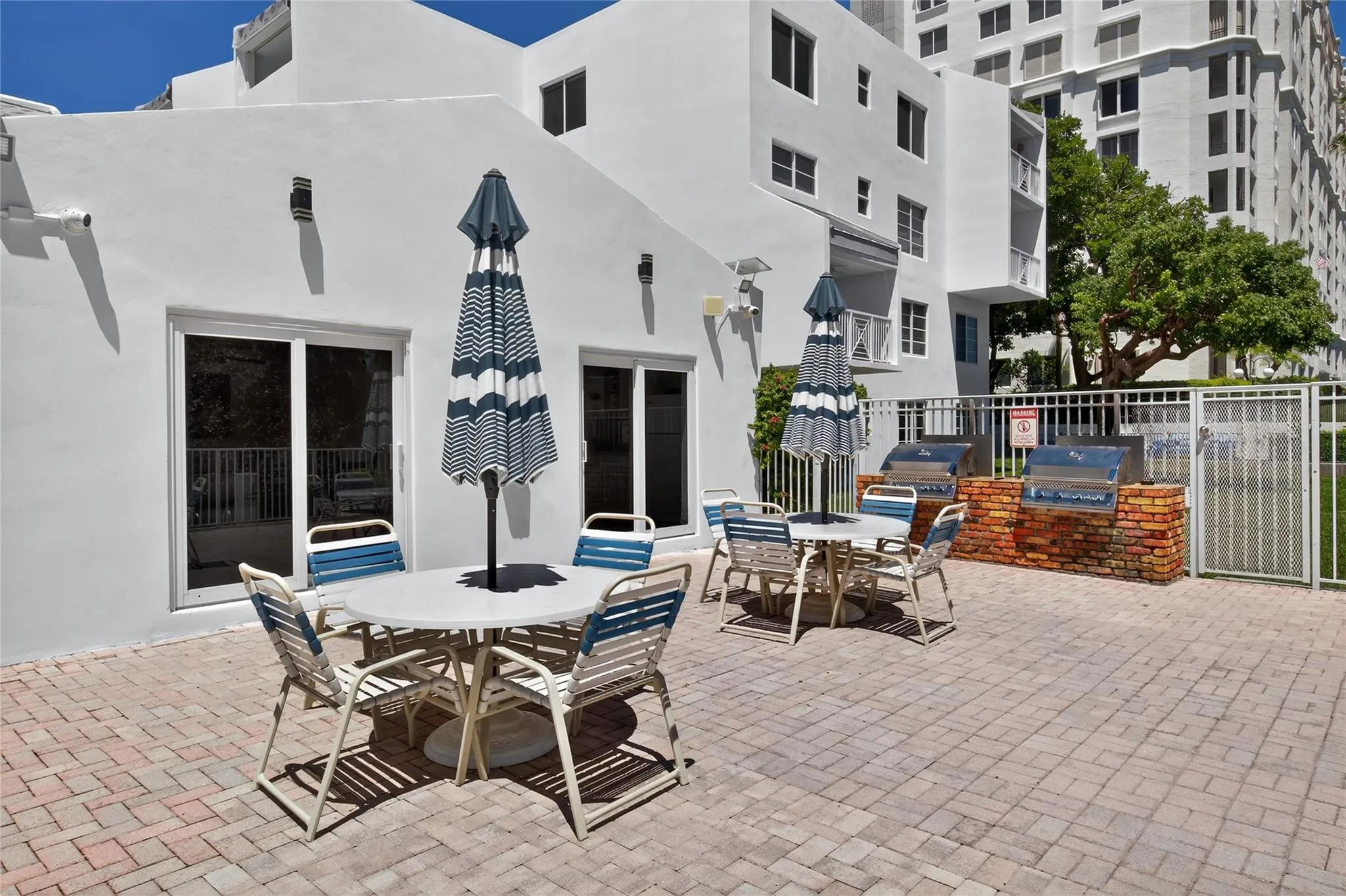 2850 NE 14th St, #410B
