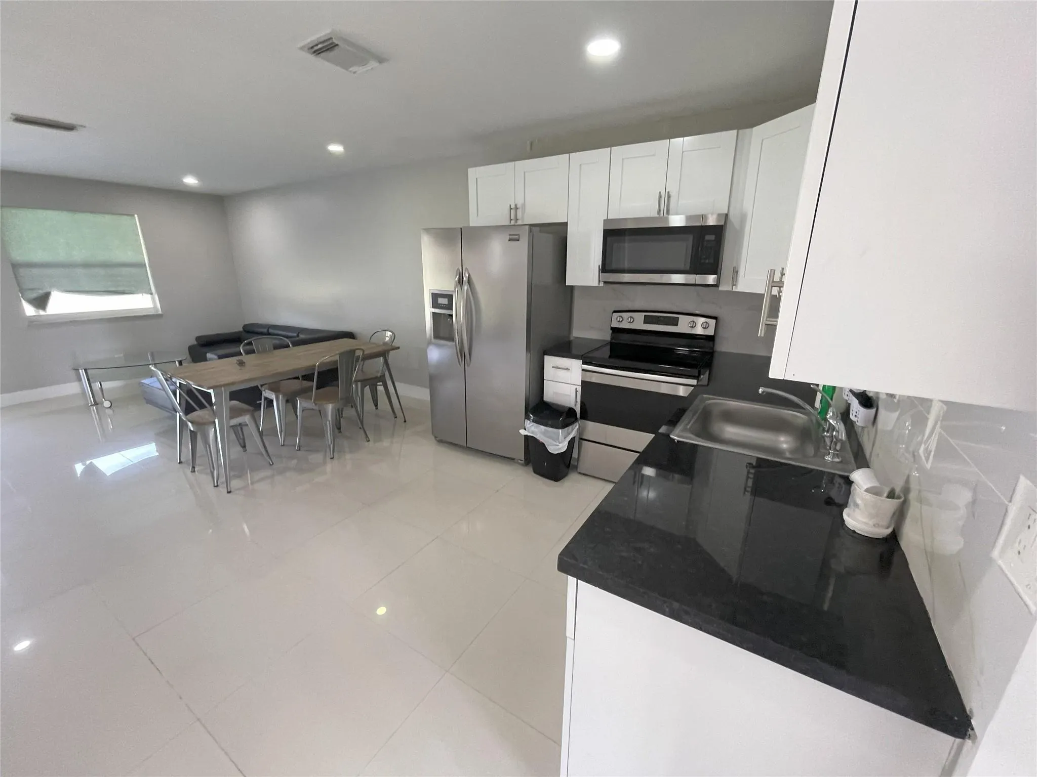 4041 SW 52nd Street